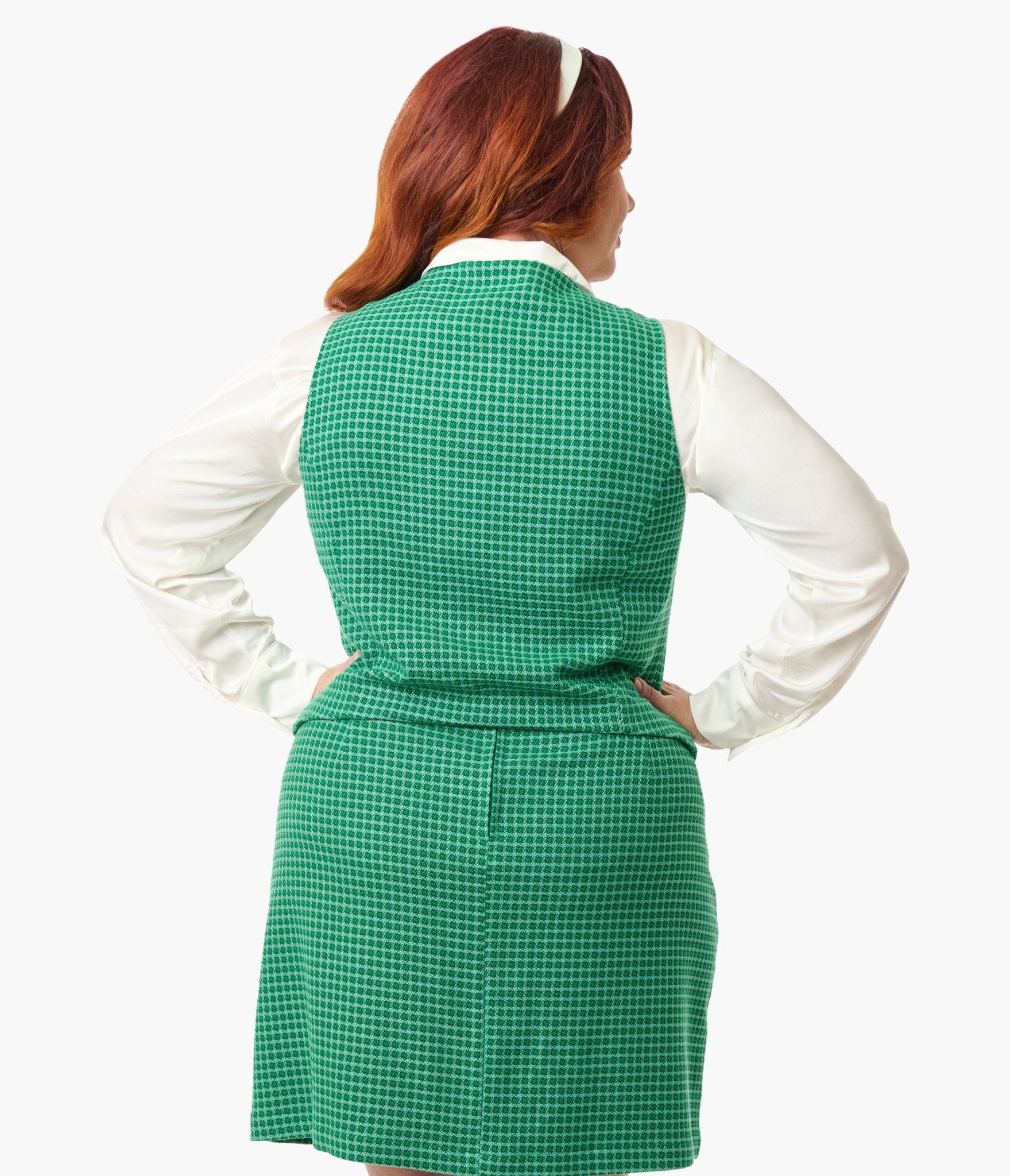 Smak Parlour Plus Size Green Houndstooth Scoop Neck Vest for Women | Fashionable Layering Piece for Office & Casual Outfits