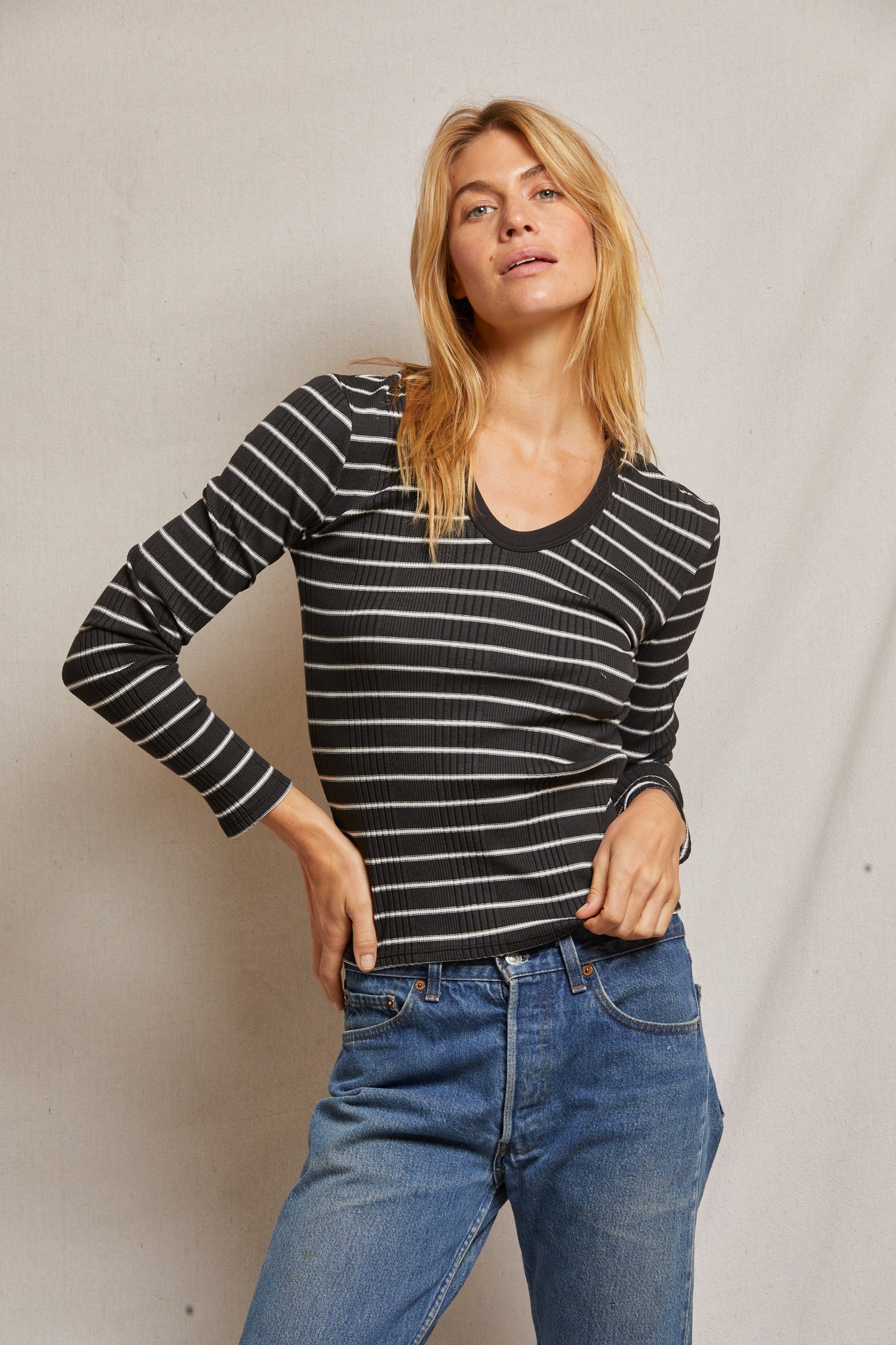 Robyn - High-Quality Fashion Apparel for Women | Trendy & Comfortable Outfits for Work, Casual & Party Wear
