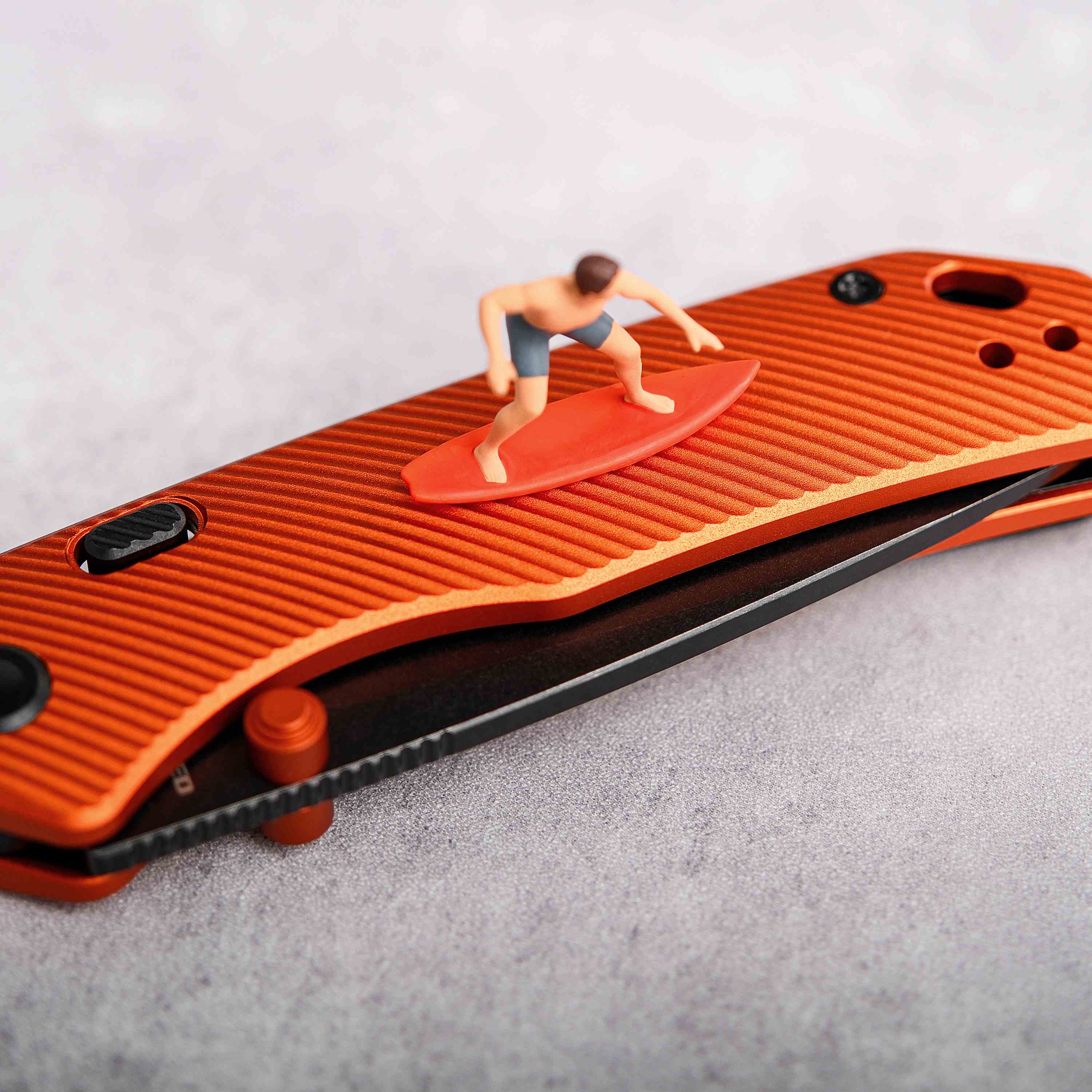 Marten A1606 Top Liner Lock Folding Knife - 2.98