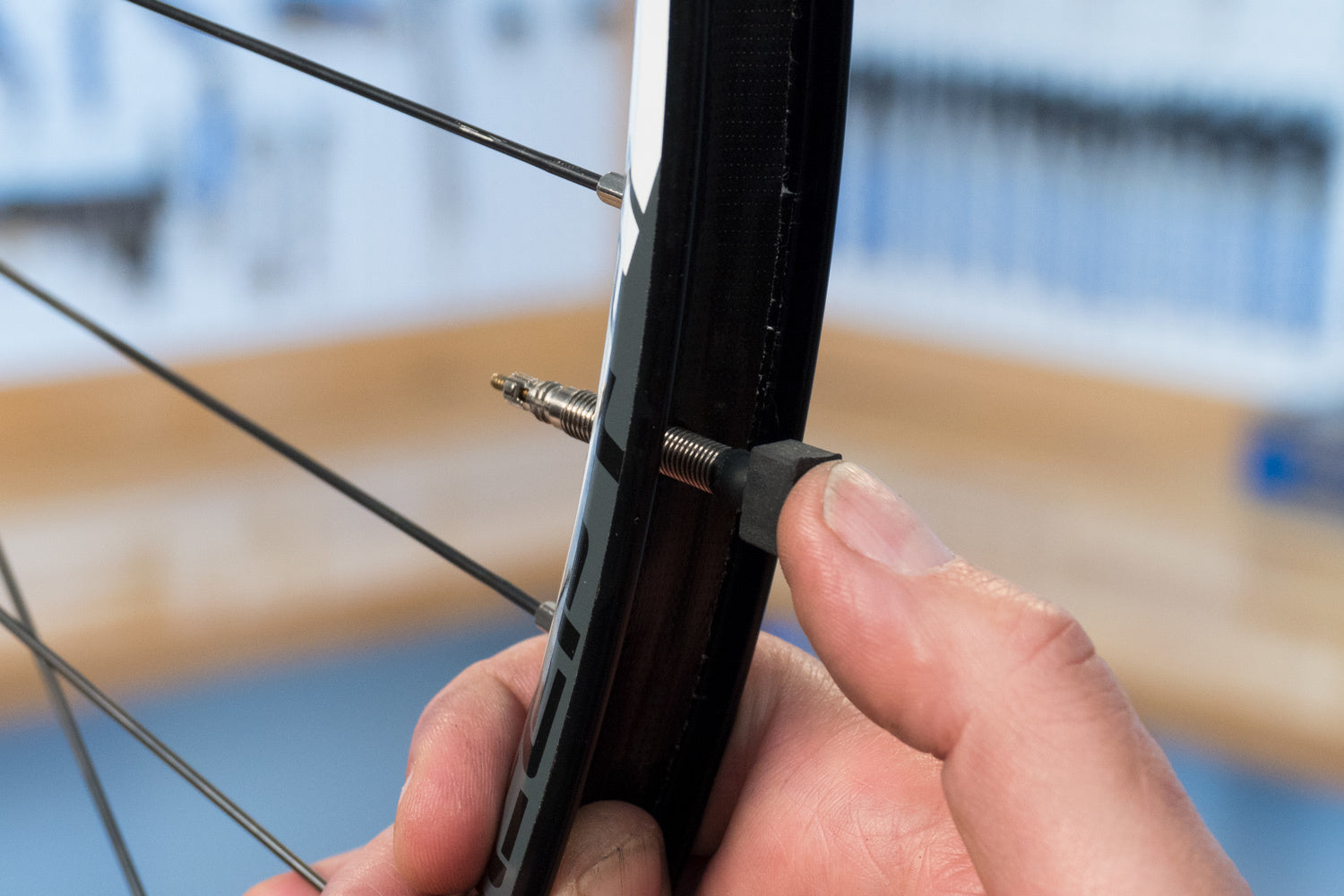 Tubeless Conversion Kit - Easy Bike Tire Upgrade for Mountain & Road Bikes - Perfect for Off-Road Cycling & Commuting