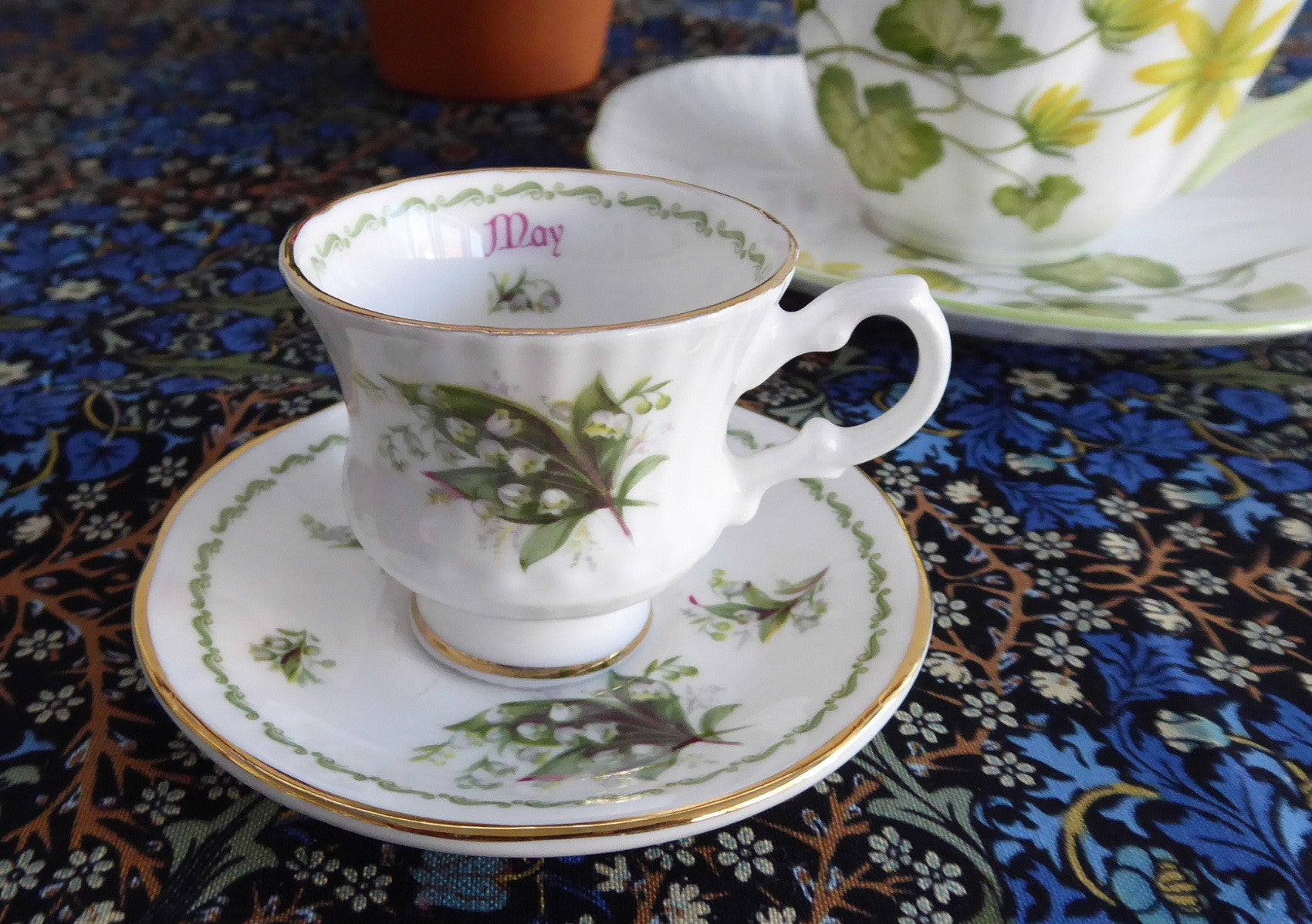 Vintage 1970s Queen's Bone China Miniature Lily of the Valley May Cup and Saucer Set - Floral Tea Cup for Afternoon Tea, Collectible Porcelain, Perfect Gift for Tea Lovers