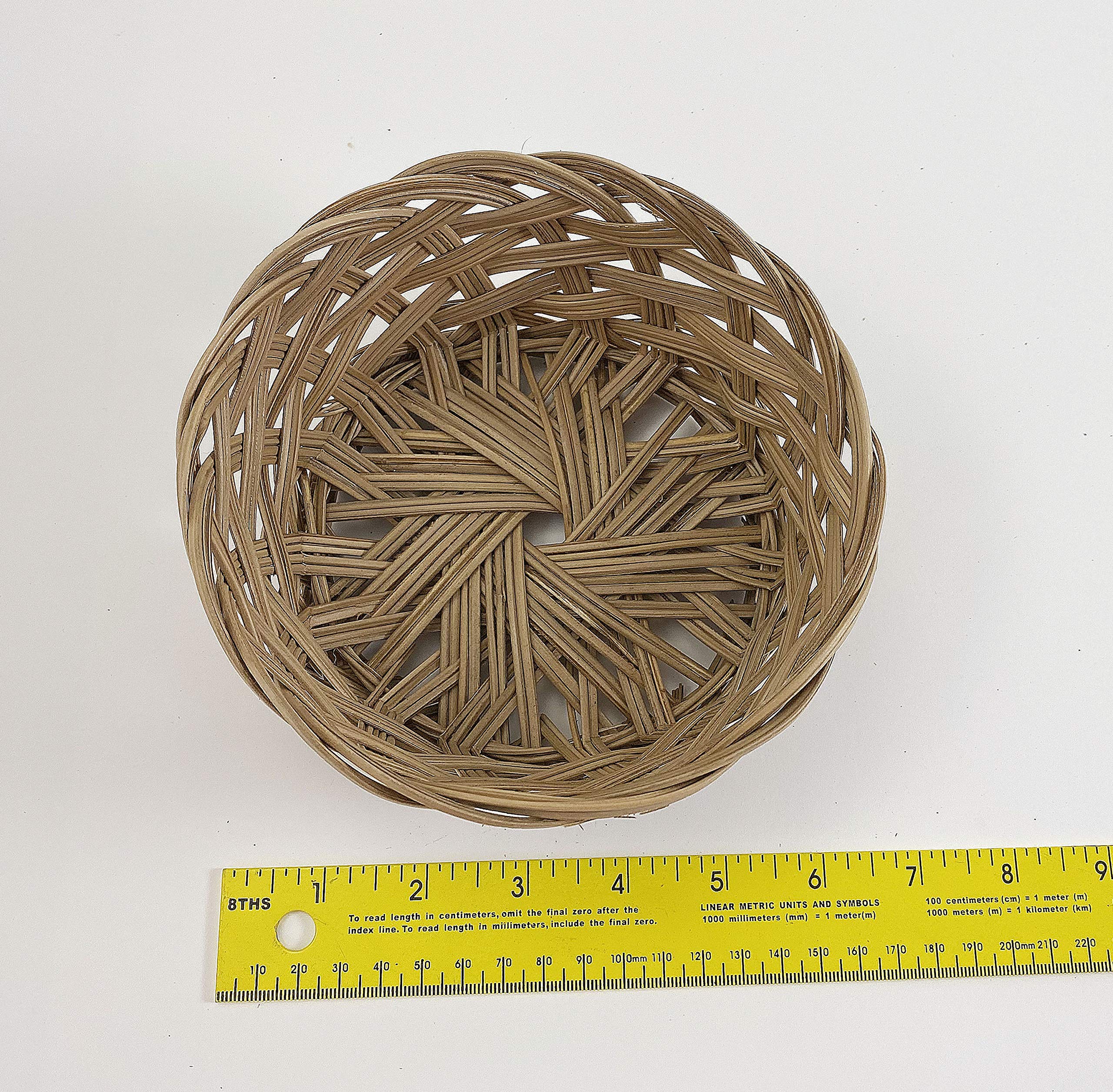 CalCastle Round Woven Bread Basket Set - 3 Pack Natural Coconut Midrib Serving Baskets (7 Inch) - Perfect for Bread Rolls, Pastries, Fruits & Party Snacks