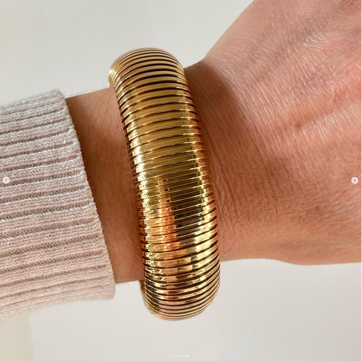 14K Gold Filled Stainless Steel Chunky Bangle Bracelet for Women - Waterproof, Hypoallergenic, Non-Tarnish Trendy Jewelry - Perfect for Everyday Wear, Parties & Special Occasions