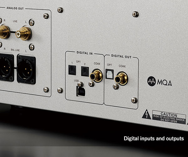 Luxman D-10X High-Resolution MQA DAC Digital Audio Transport Player - Perfect for Audiophiles & Home Theater Systems