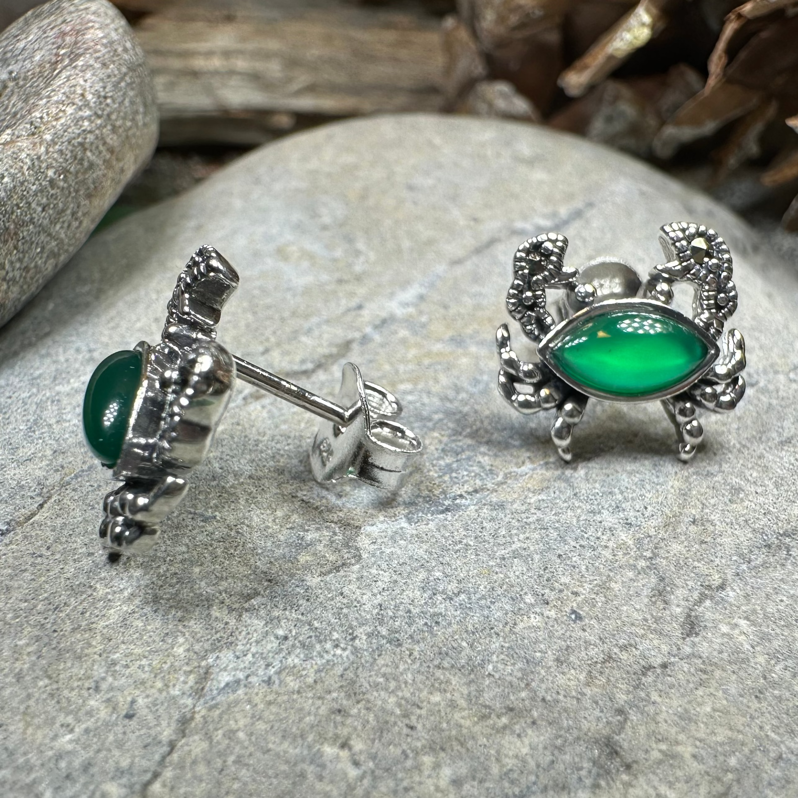 Carrie Crab Stud Earrings - Cute Crab-Shaped Silver Earrings for Women, Perfect for Beach Vacations, Summer Outfits & Casual Wear