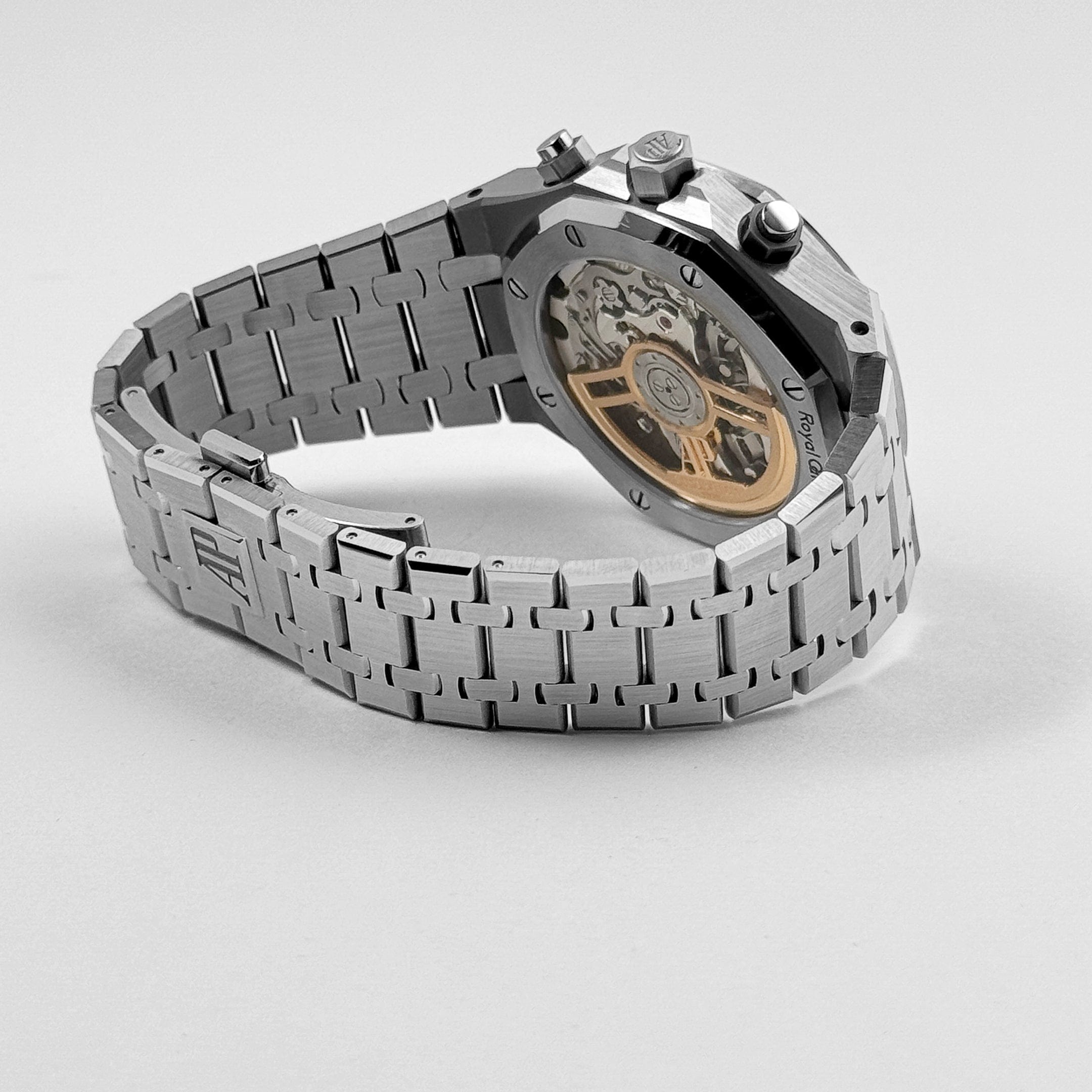 Audemars Piguet Royal Oak 26240ST.OO.1320ST.08 Automatic Chronograph Men's Watch - Stainless Steel Case, Green Dial, Self-Winding Movement (2024 Model) | Luxury Timepiece for Business, Formal Events & Collectors
