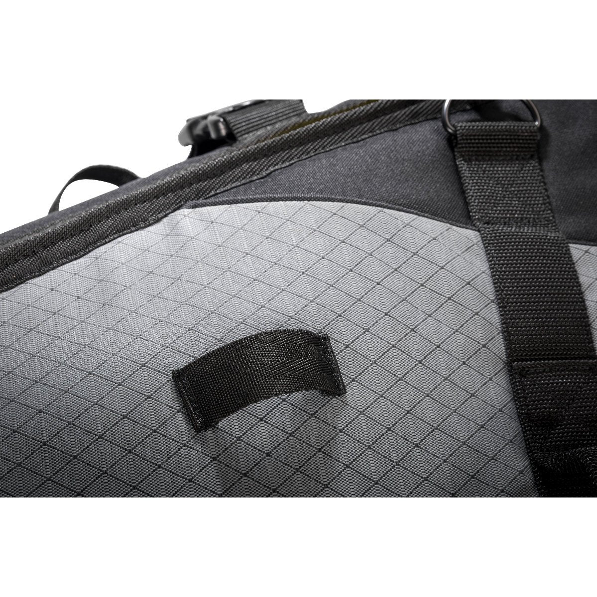 Dakine Regulator Triple Snowboard Cover - Waterproof & Durable Protection for Snowboards - Perfect for Travel, Storage & Outdoor Adventures