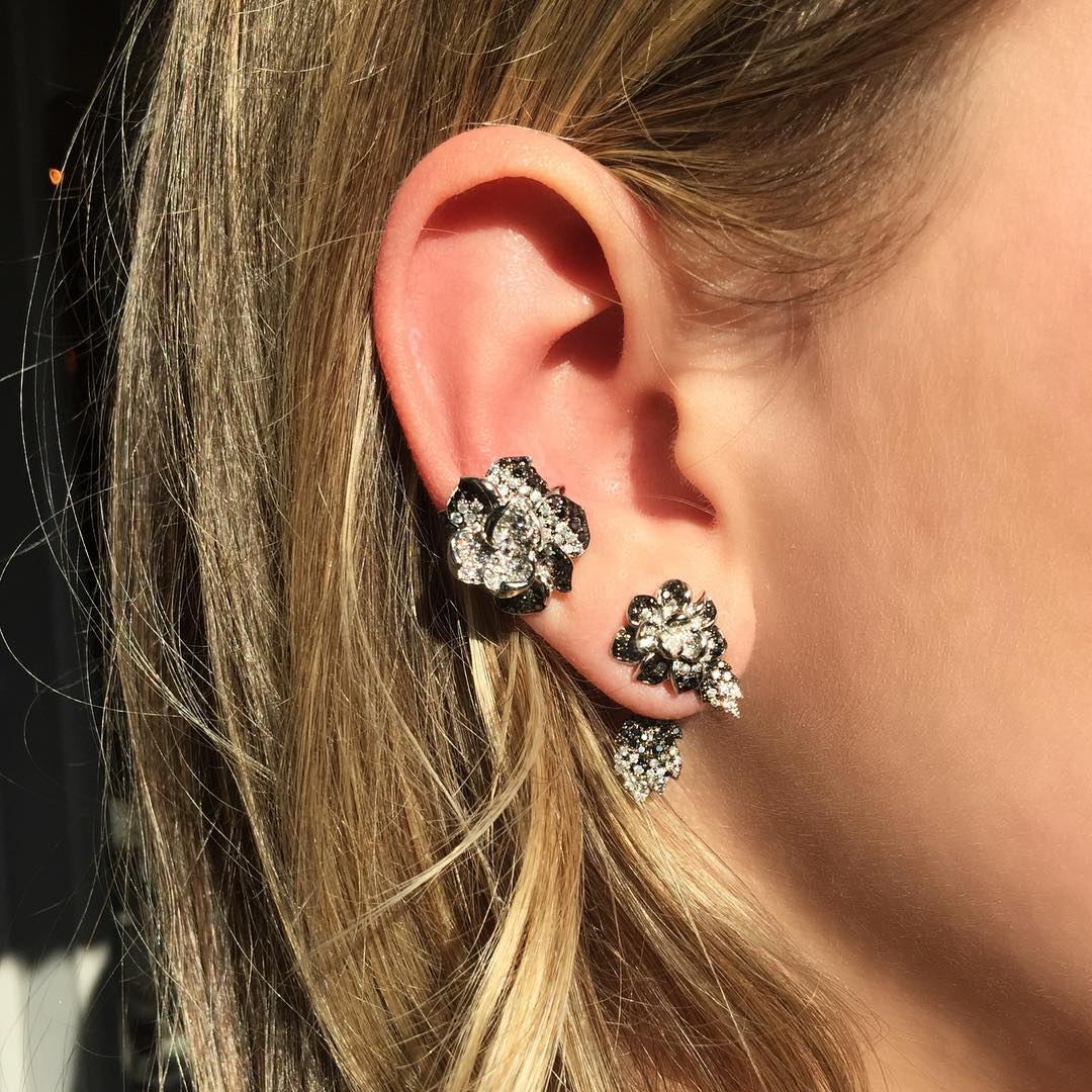 Black Rose Stud Earrings for Women - Elegant Gothic Punk Jewelry Gift for Party, Wedding & Daily Wear