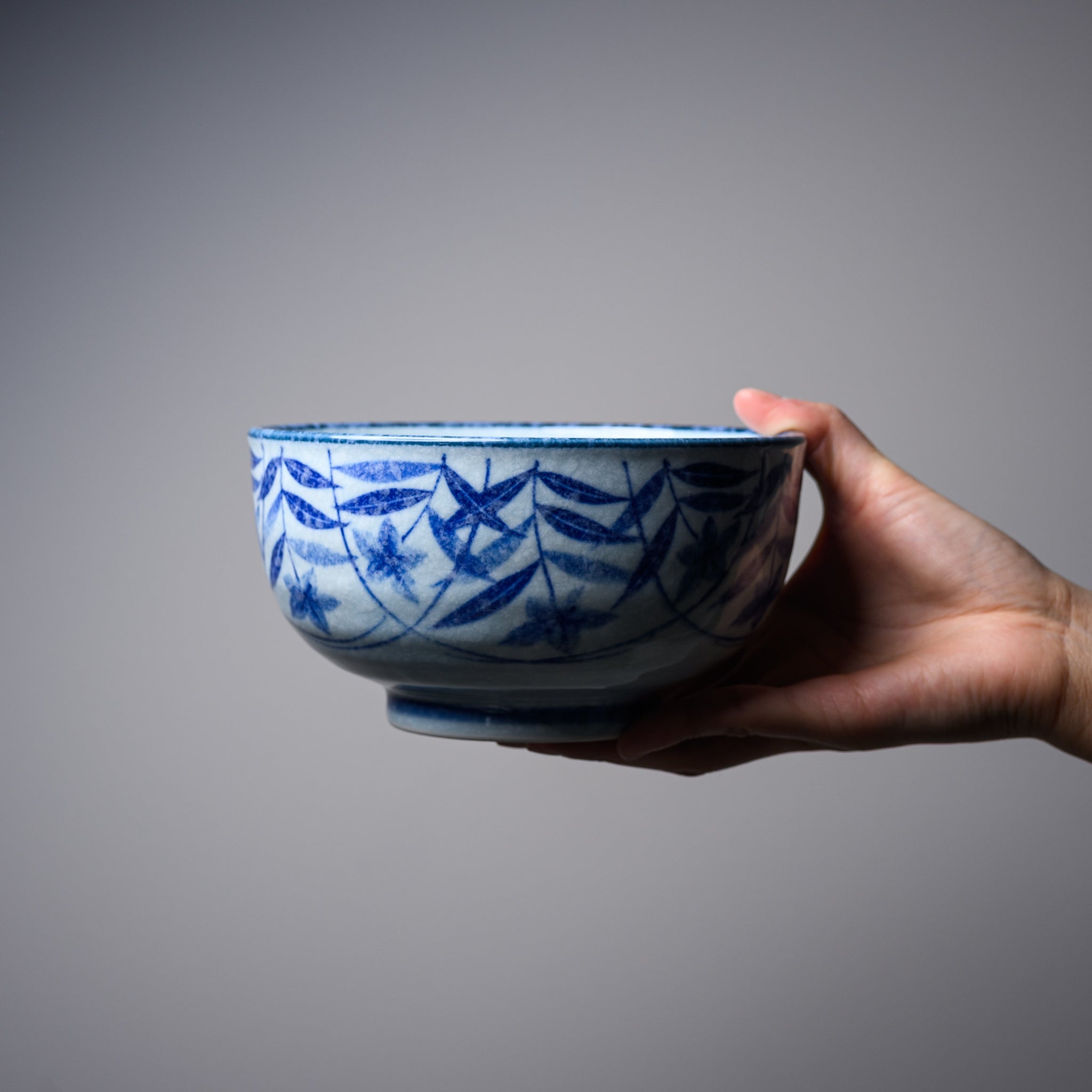 Handcrafted Mino Ware Bellflower Donburi Bowl - Traditional Blue Ink Japanese Ceramic Rice Bowl for Sushi, Ramen & Asian Cuisine | Perfect for Home Dining & Gifts