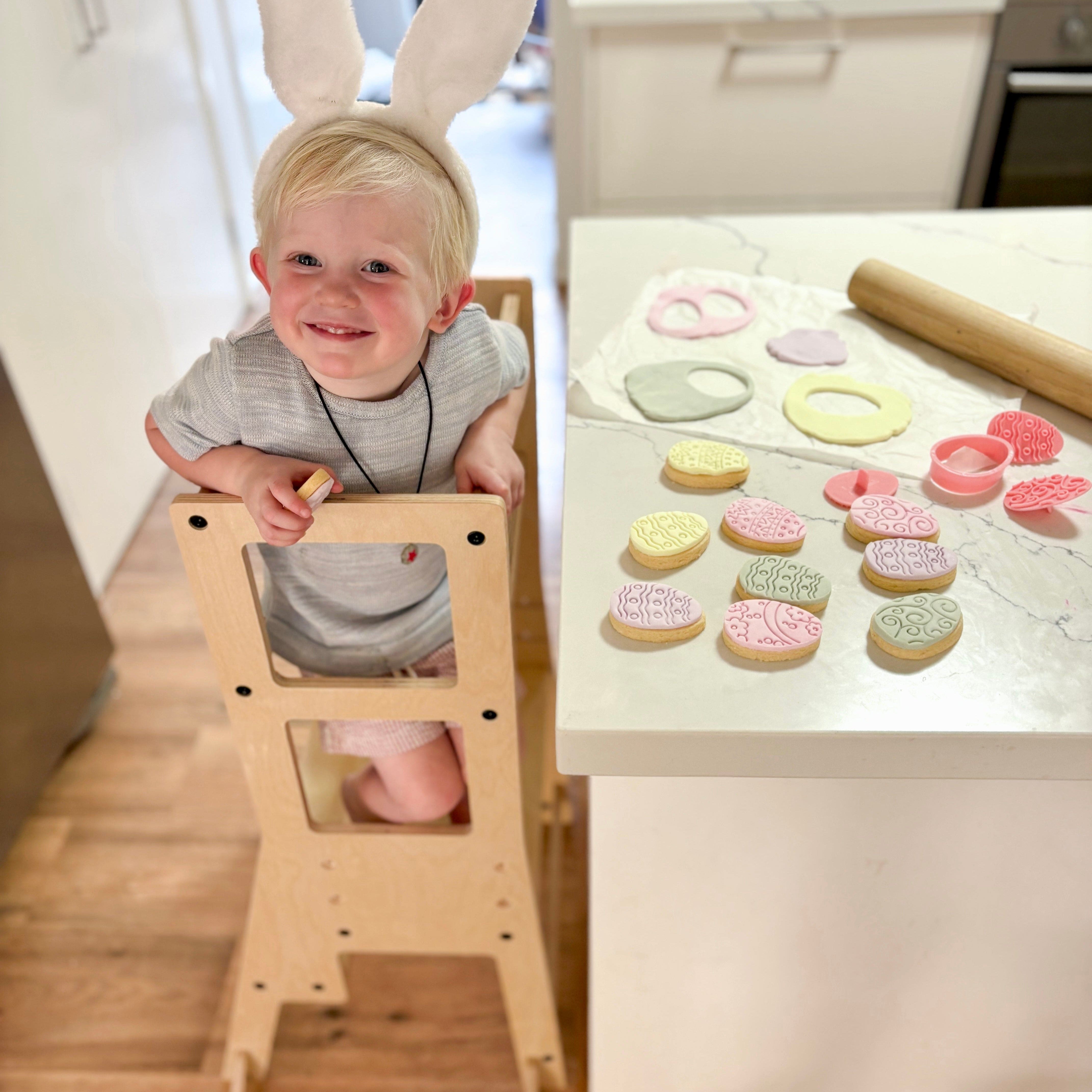 JALA Deluxe Adjustable Wooden Learning Tower for Toddlers - Safe Kitchen Step Stool Helper for Kids Cooking & Baking - Perfect Montessori Educational Tool for Home & Preschool Use