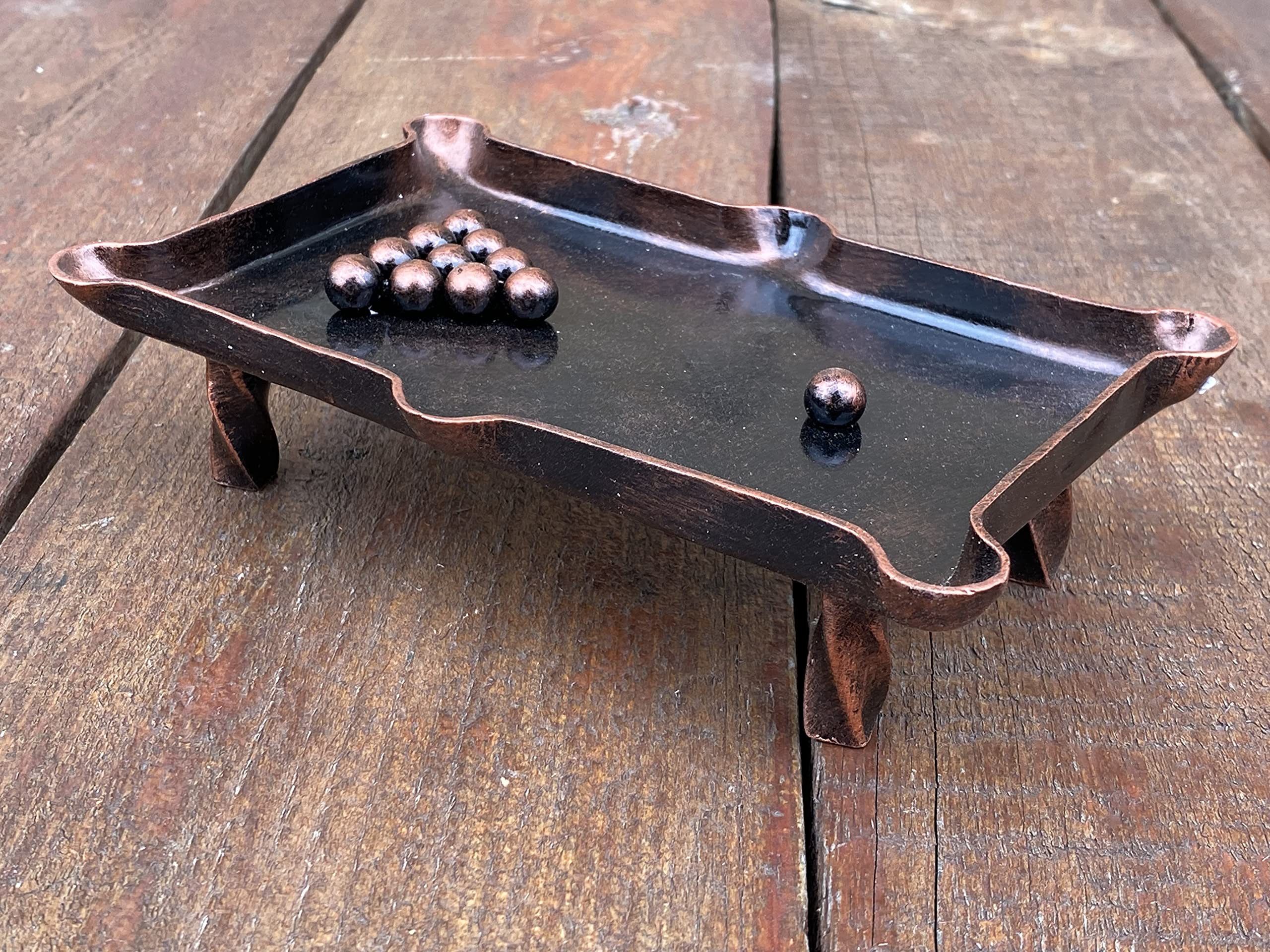 Premium Iron Ashtray for Men - Elegant Smoking Accessory & Unique Gift for Billiard Lovers - Perfect for Home, Office, or Man Cave Decor