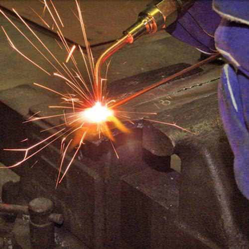 Ameriflame TI350T OXY/Acetylene Welding & Cutting Kit with Tanks - Professional Metal Fabrication, Repair & DIY Projects for Home, Garage & Workshop Use