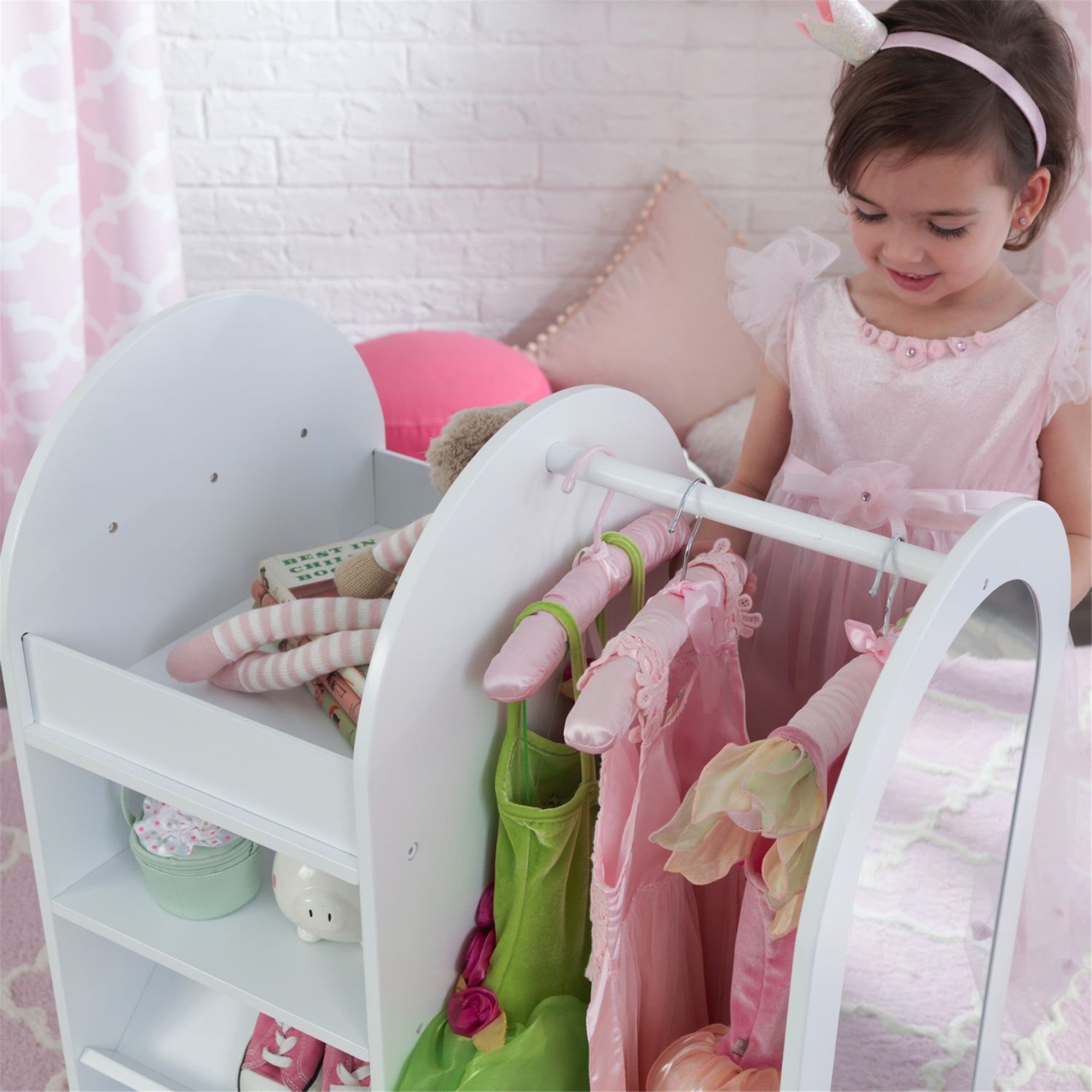 KidKraft White Fashion Pretend Play Station - Kids Role Play Dress Up & Makeup Vanity Set for Girls Ages 3-8 | Perfect for Birthday Gifts & Imaginative Play