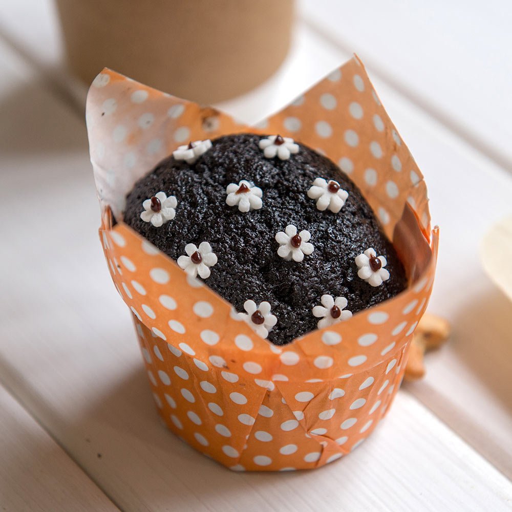 Restaurantware Panificio 1.2 oz Round Paper Baking Cups - 200 Count Polka Dot Printed Disposable Liners, Heat Resistant Up to 425°F, Perfect for Cupcakes, Eclairs & Muffins - Ideal for Home Baking, Party Desserts & Professional Bakeries