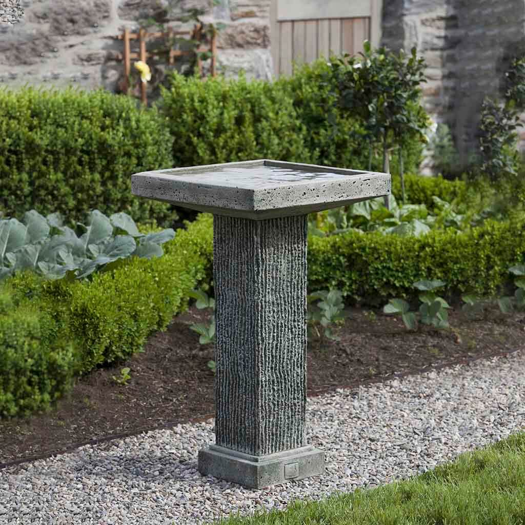 Campania International Reef Point Birdbath - Classic Outdoor Garden Decor for Birds - Perfect for Backyard, Patio, and Garden Decoration