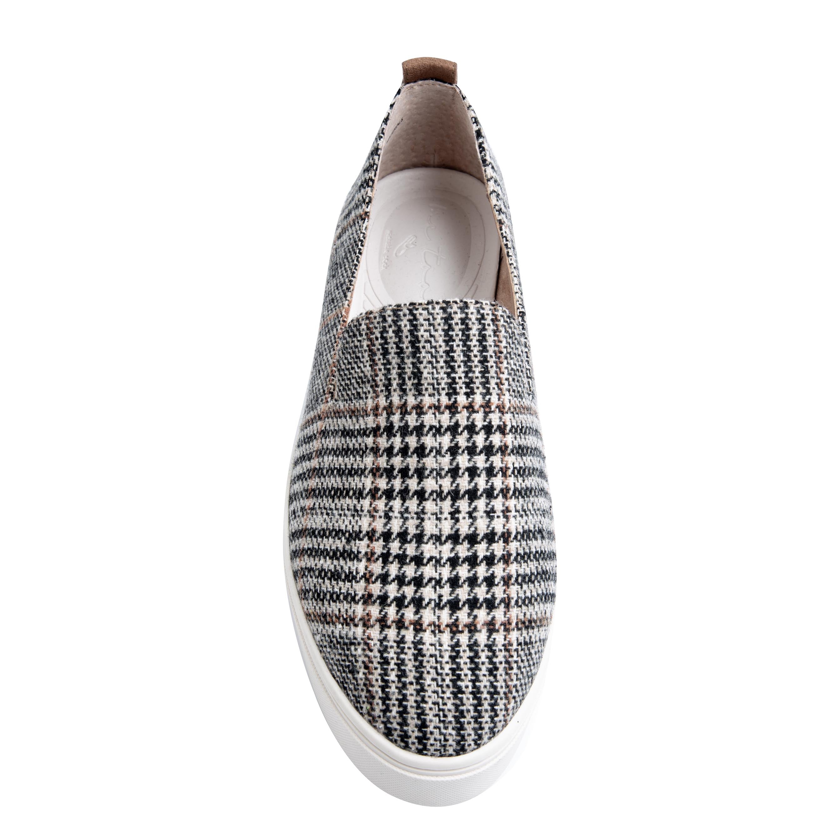 Fay Slip On Sneakers for Women - Comfortable Casual Walking Shoes - Lightweight Breathable Slip-On Loafers for Work, Travel & Everyday Wear