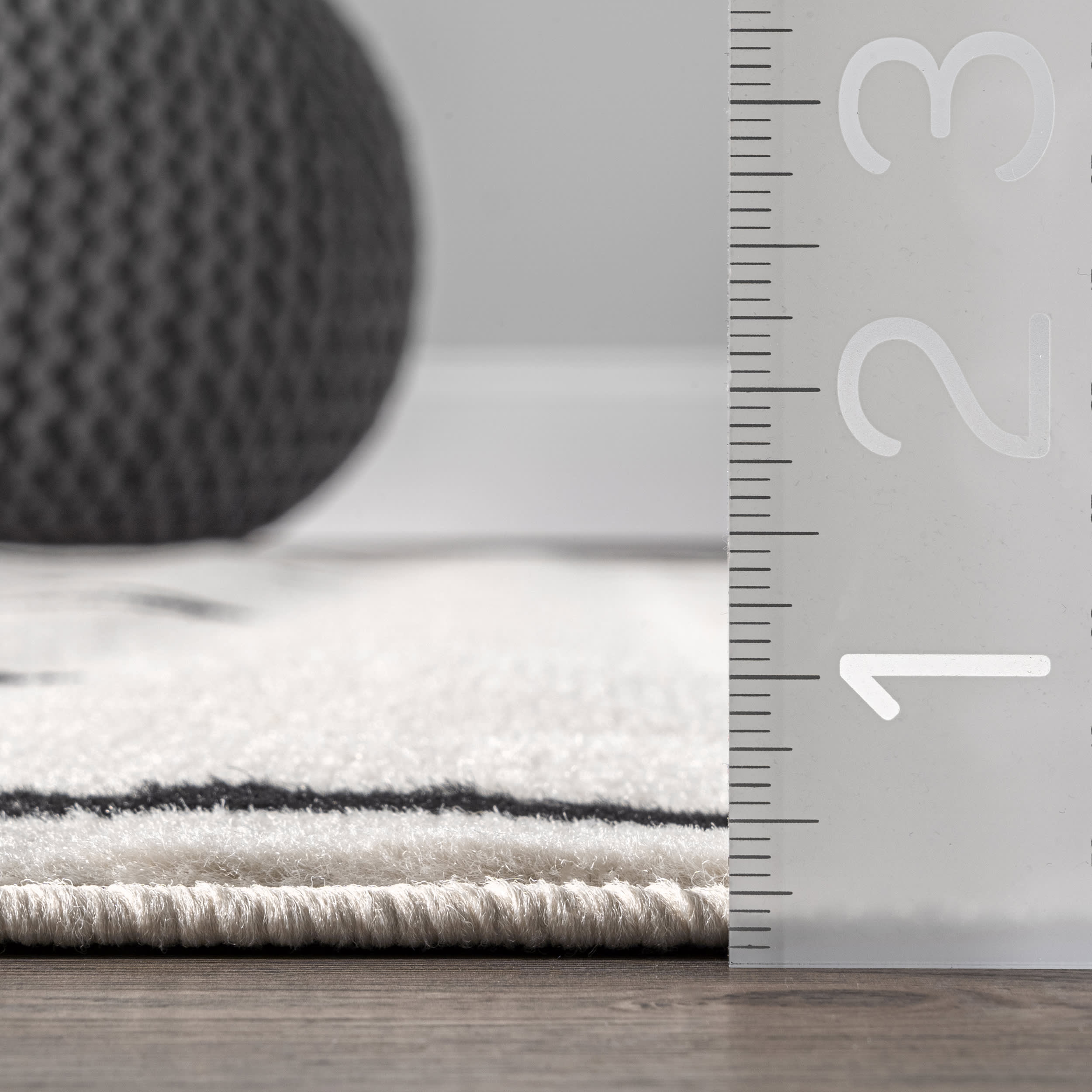 Luxury Diamond Pinstripes Area Rug - Soft Black Modern Carpet for Living Room, Bedroom & Office - Non-Slip Backing & Easy to Clean