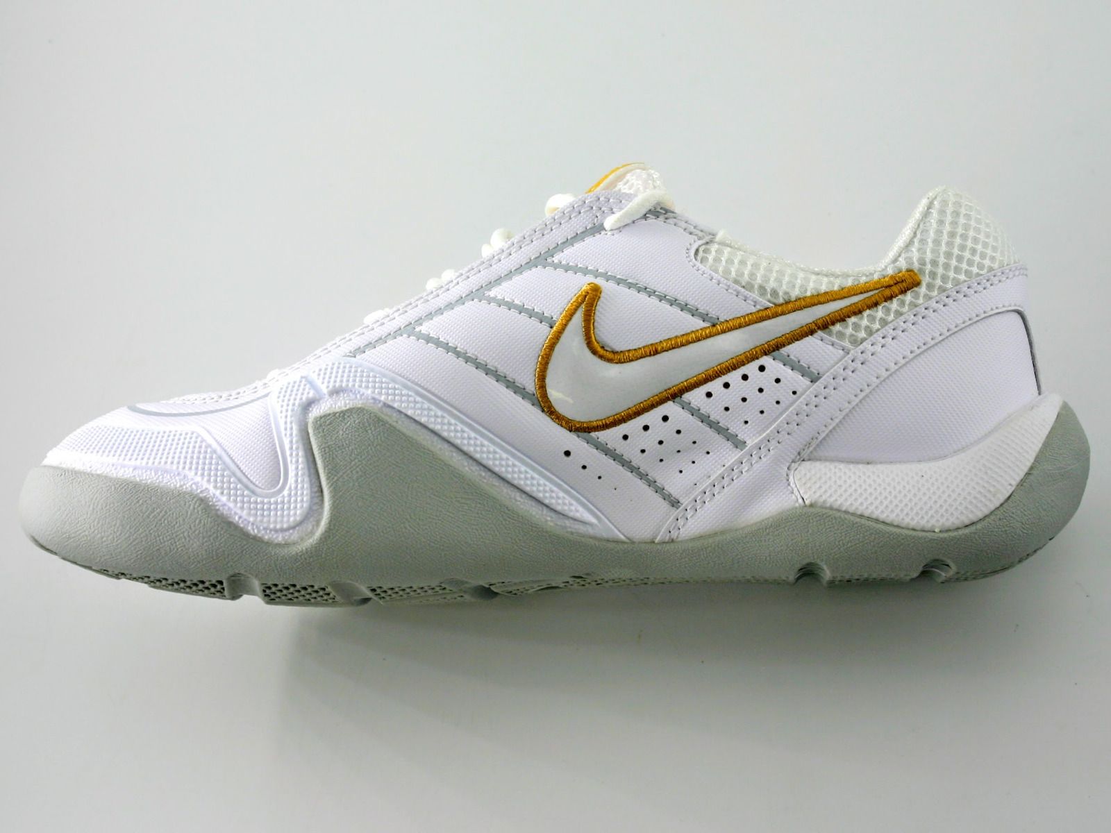 Nike Air Zoom Running Shoes for Men & Women - White/Gold - Lightweight Cushioned Sneakers for Jogging, Gym & Casual Wear