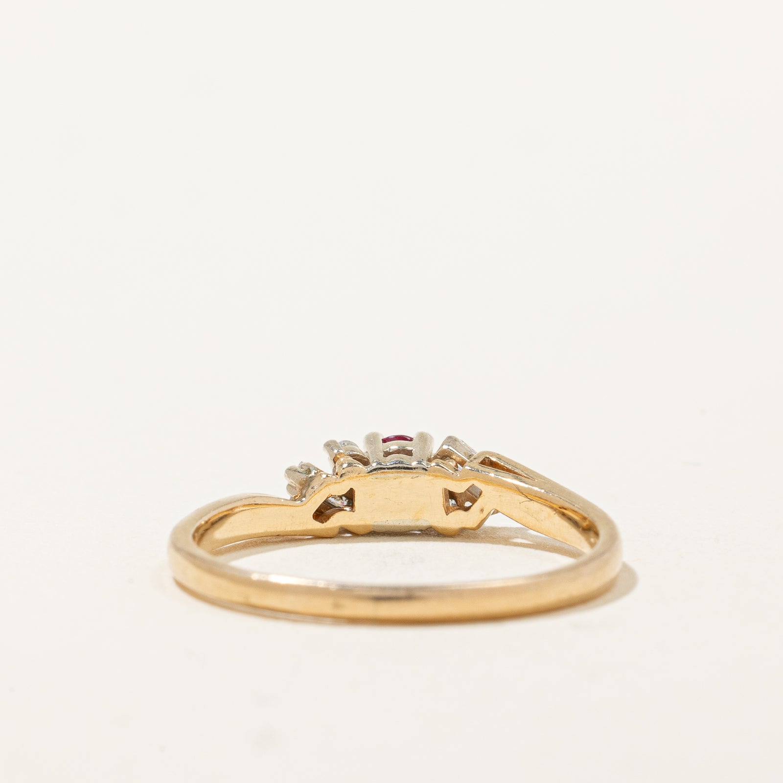 Exquisite Ruby & Diamond Ring | 0.11ct Natural Ruby & 0.05ctw Diamond Accents | Size 7 | Perfect for Anniversary, Engagement & Special Occasions