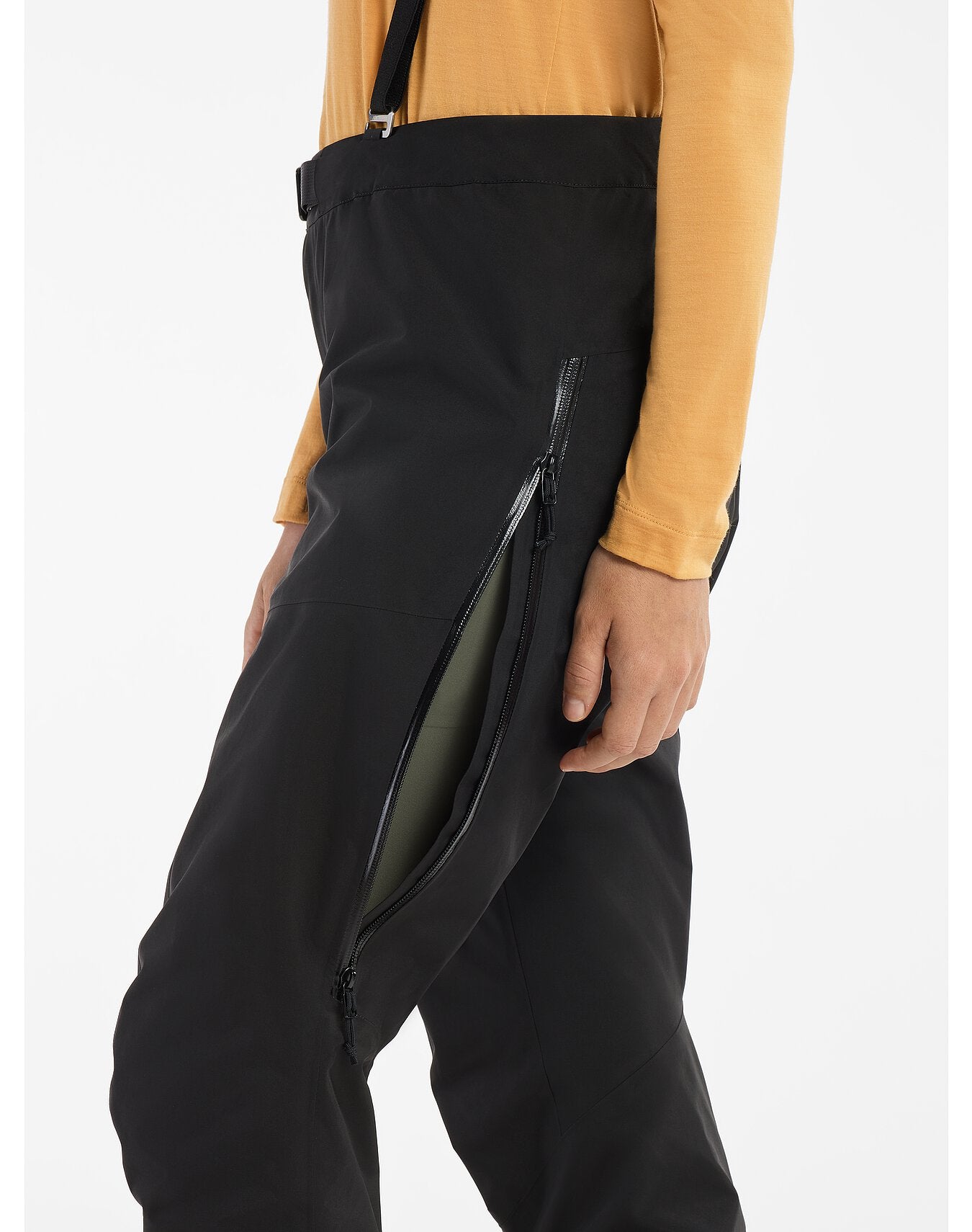 Women's Beta AR Pants - Waterproof Hiking & Outdoor Adventure Pants for Women - Perfect for Mountain Climbing, Trail Running & Winter Sports