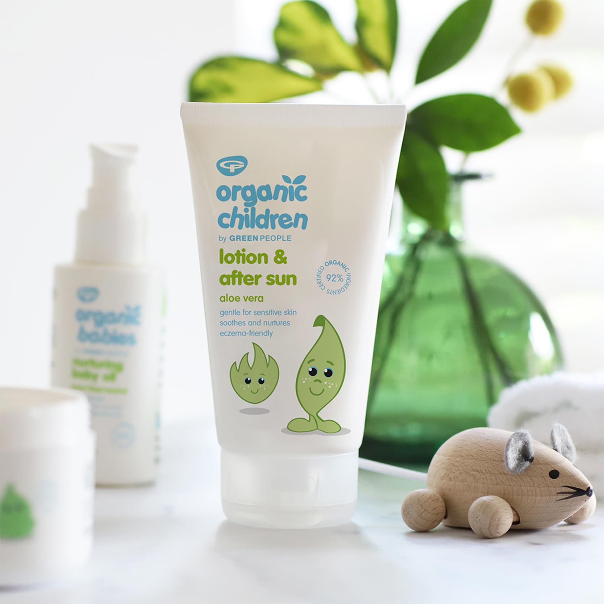 Organic Aloe Vera & After Sun Lotion for Kids - 150ml | Natural Hydrating Moisturizer with Soothing Aloe Vera, Calendula & Myrrh | Gentle Post-Sun Care & Daily Body Lotion for Children | Perfect for Sunburn Relief, Dry Skin & Sensitive Skin Care
