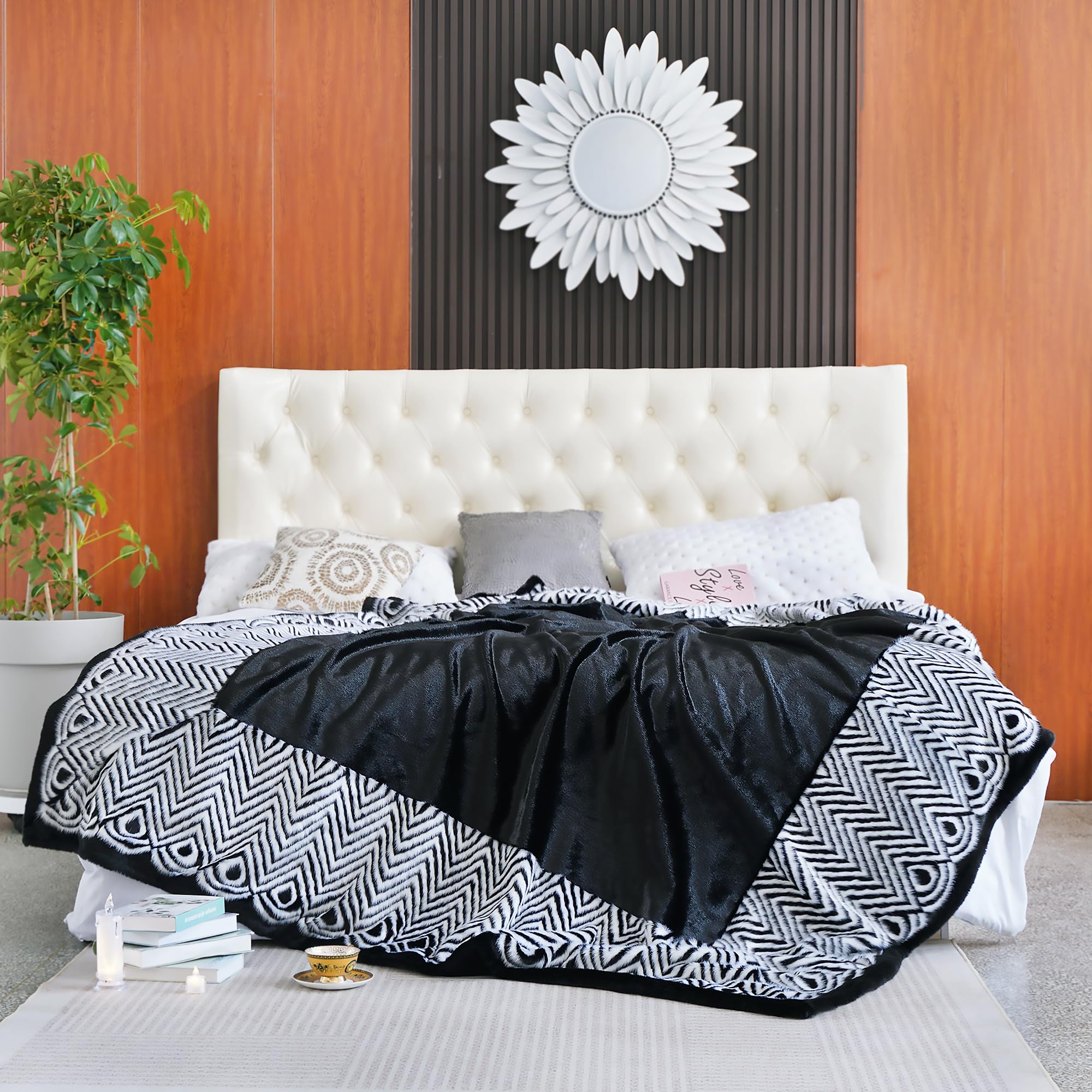Luxury Faux Fur Throw Blanket - Super Soft Mink Plush Blanket for Couch, Sofa, Bed & Home Decor - Extra Large 90x110 Inches - Cozy Winter Warmth for Living Room, Bedroom & Gifts (Black)