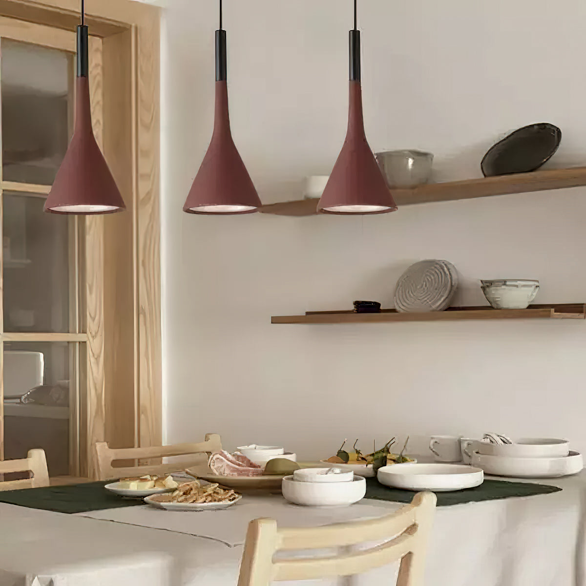 Aplomb Trumpet Pendant Light - Modern Brass Ceiling Fixture for Dining Room, Kitchen Island & Bedroom Lighting