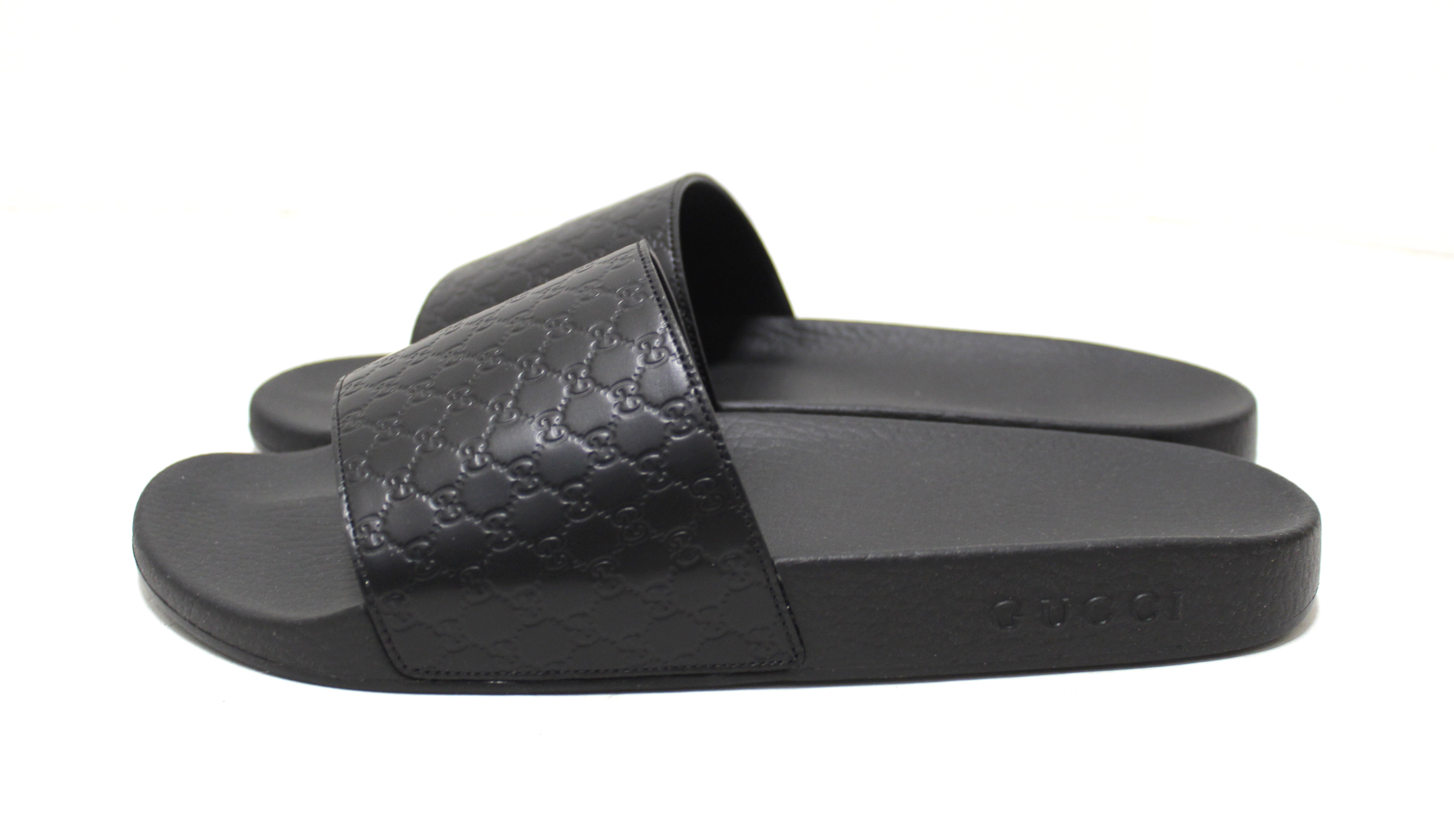 Authentic Gucci Men's Black GG Guccissima Leather & Rubber Slides Size 8.5 - Luxury Comfortable Slippers for Home, Poolside & Summer Casual Wear