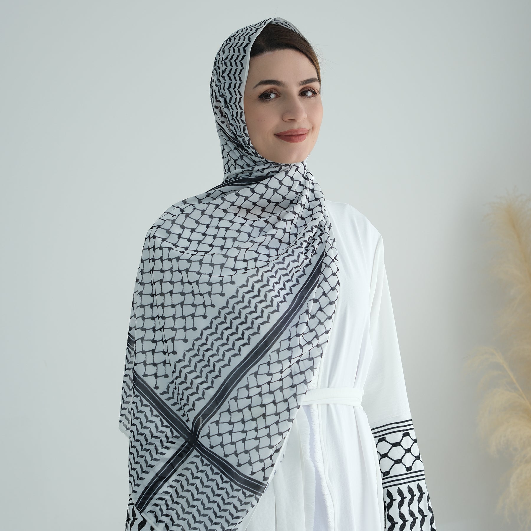Stylish White Kufiya Open Abaya Set for Women - Modest Islamic Prayer Dress & Elegant Everyday Outfit