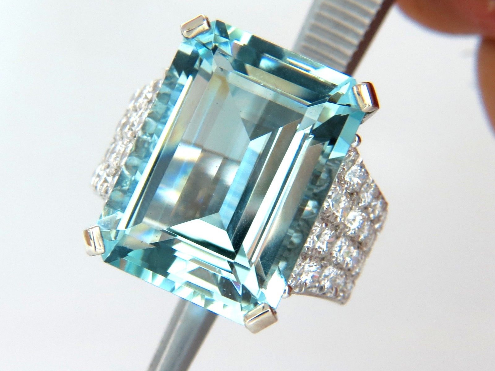 GIA Certified 28.26 Carat Natural Aquamarine Diamond Ring in 14K Gold - Elegant Engagement, Wedding & Anniversary Jewelry Gift for Women