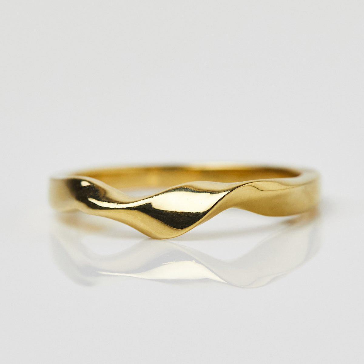 Elegant Midas Twist Ring for Women - 14K Gold Plated Fashion Jewelry - Perfect for Parties, Weddings & Everyday Wear