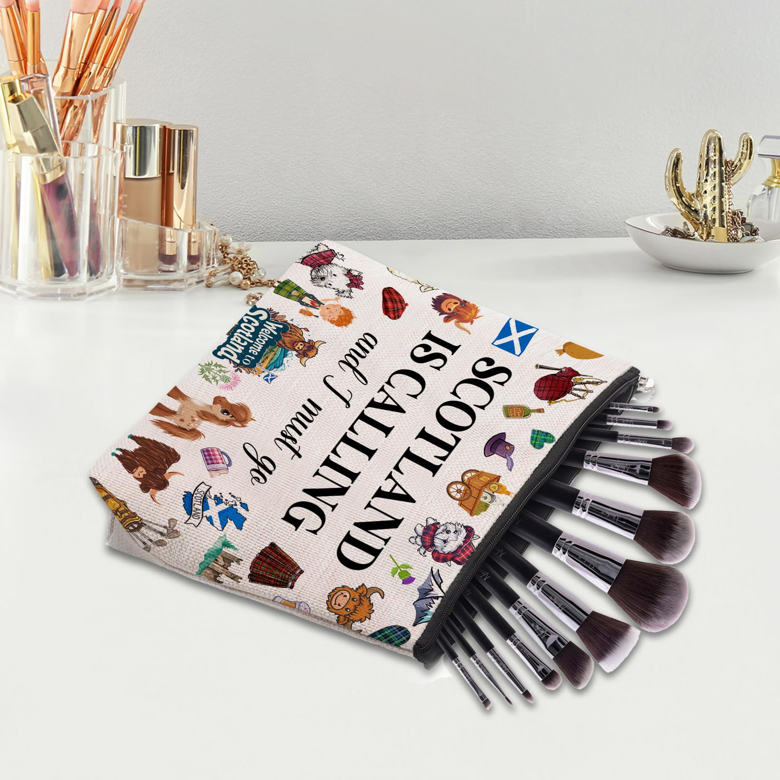 Scotland Themed Makeup Bag - Scottish Gifts for Women, Edinburgh Travel Souvenir & Cosmetic Pouch with Zipper | Perfect for Travel, Daily Use & Scottish Pride Gifts