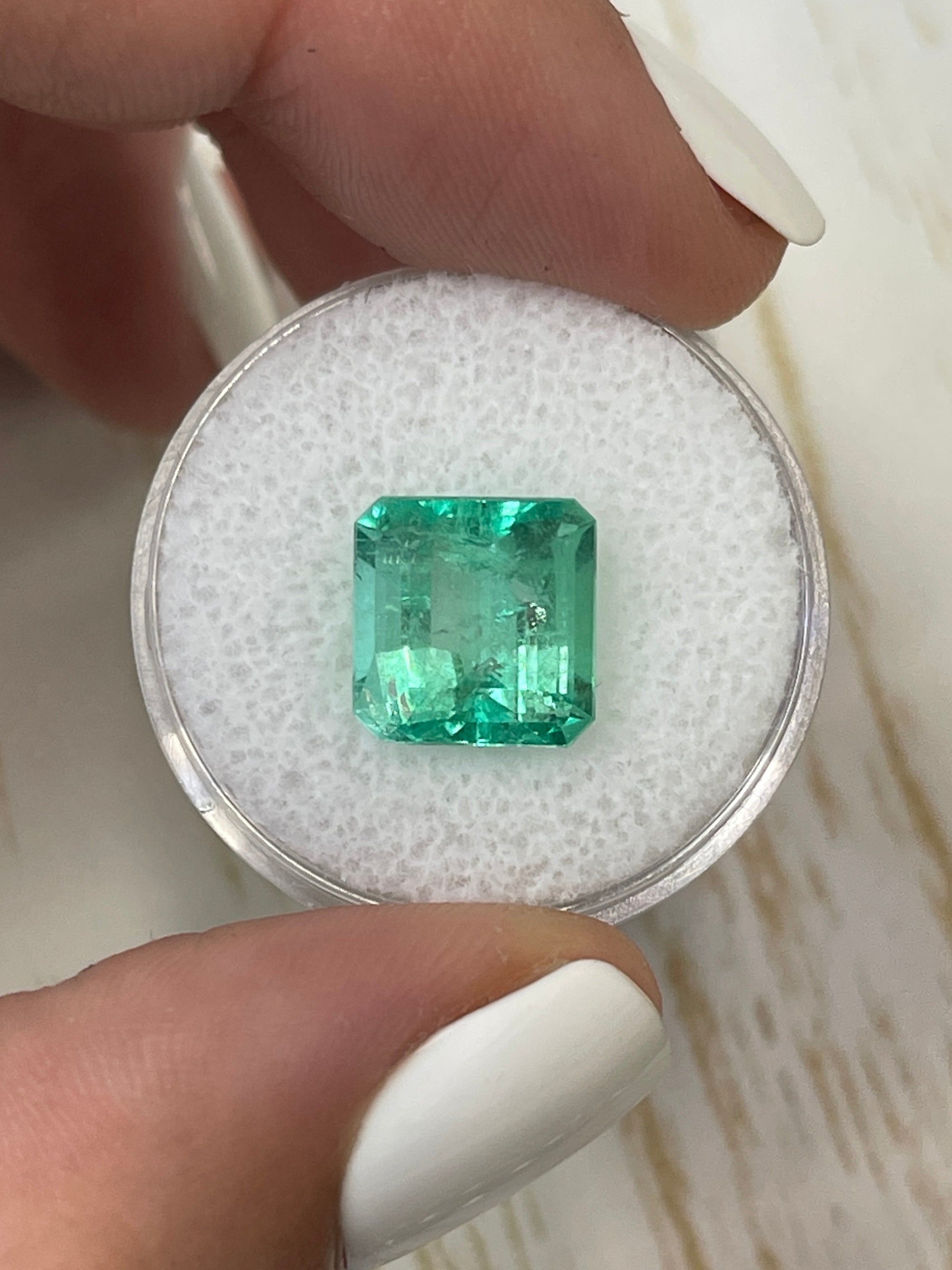 5.32 Carat 10x10mm Natural Colombian Emerald Loose Gemstone - Glowy Green Asscher Cut for Jewelry Making, Engagement Rings & Luxury Collections