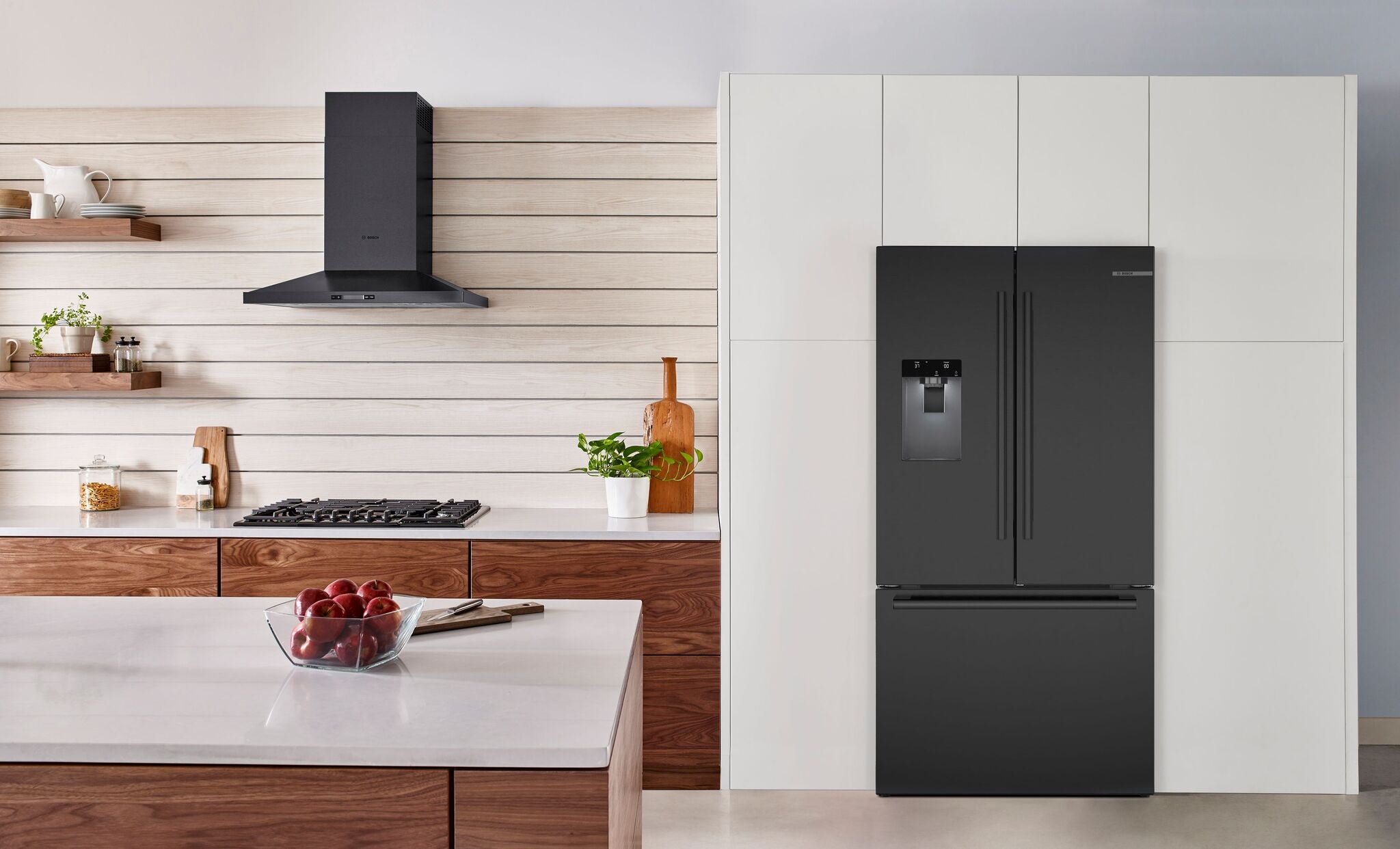 Bosch 500 Series 22 Cu. Ft. French Door Refrigerator in Black Stainless Steel - B36CD52SNB | Energy Efficient Kitchen Appliance for Modern Homes