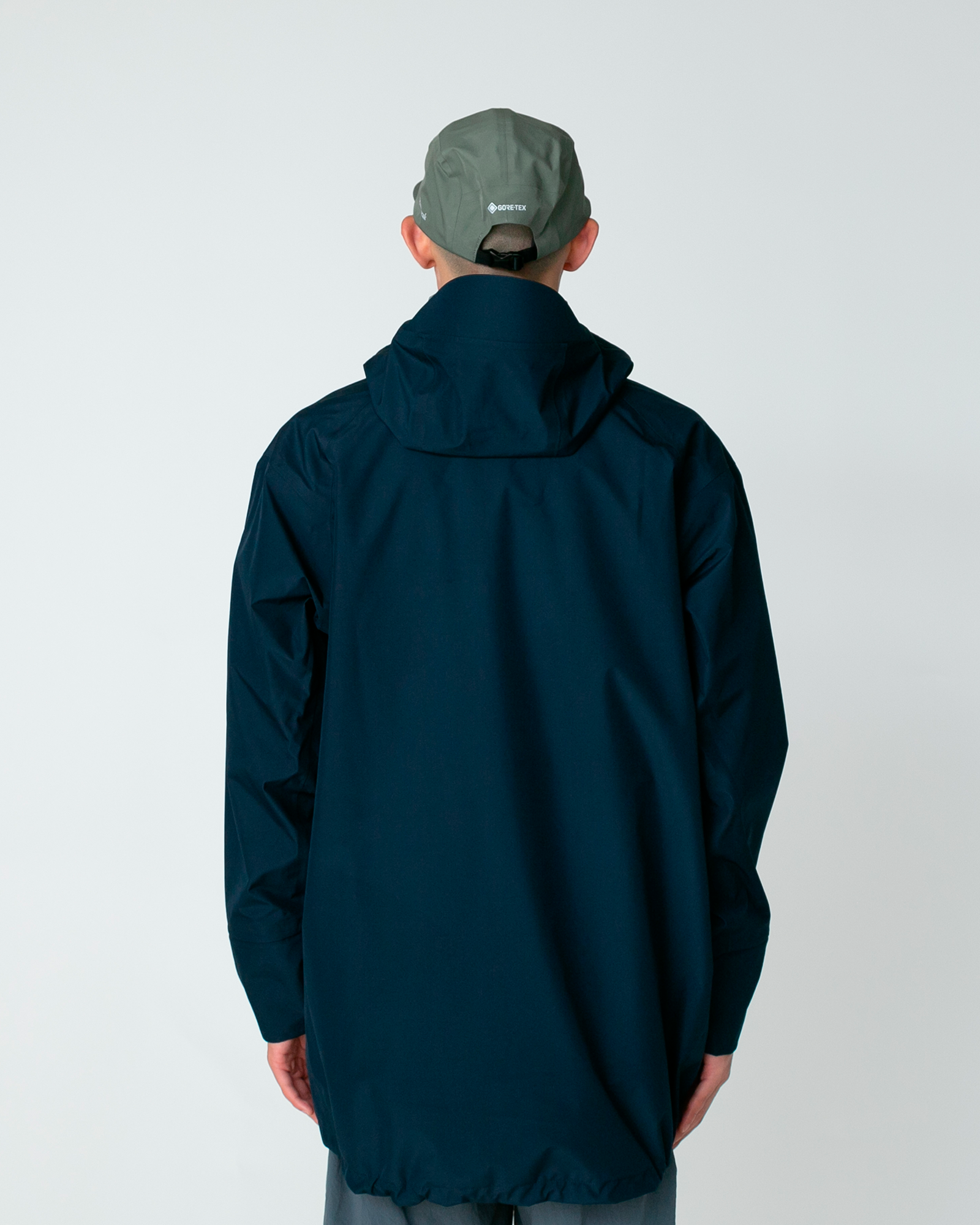 GORE-TEX Waterproof Rain Pullover Jacket for Men & Women - Lightweight Windproof Hiking & Outdoor Activities