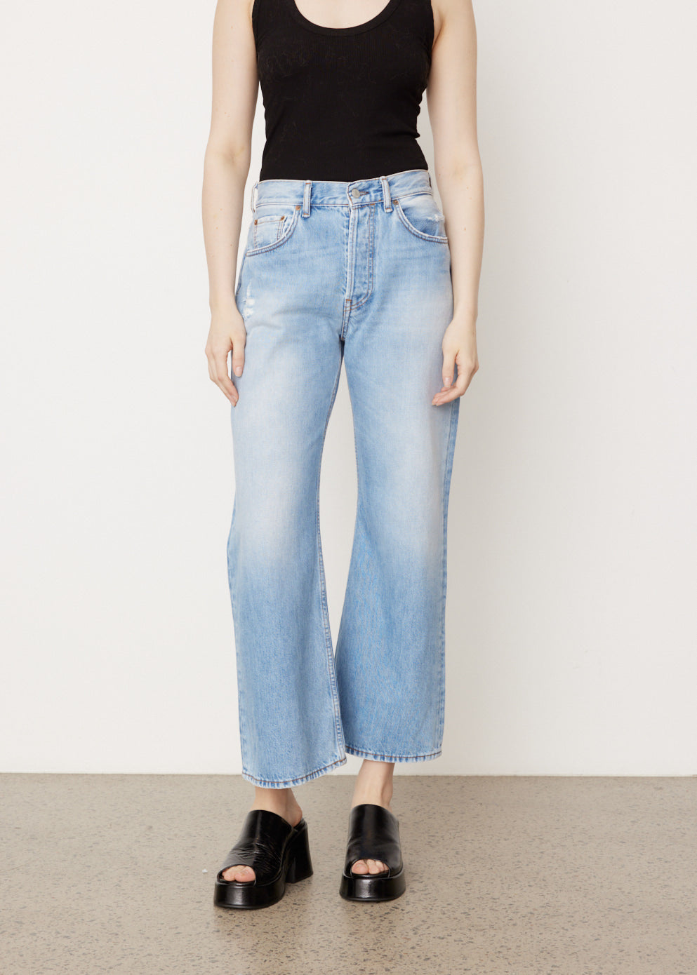 2021F Light Blue Vintage High Waist Jeans for Women - Size 30 - Retro Distressed Denim Pants for Casual Wear & Street Style Fashion