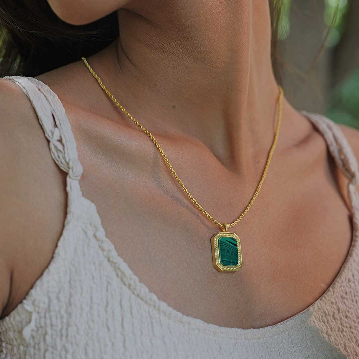 Soul Soothe Pendant Necklace with Genuine Malachite Stone for Abundance & Positive Energy - Perfect for Meditation, Yoga & Spiritual Healing Jewelry