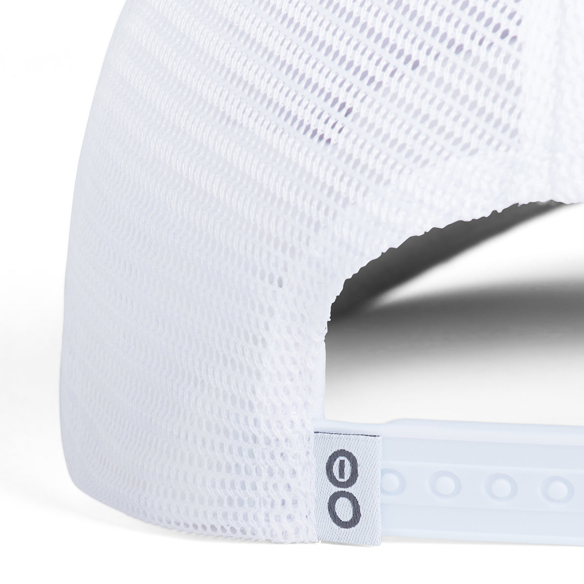 OOsnap Unisex Baseball Cap - White & Gray Adjustable Snapback Hat for Men & Women | Perfect for Outdoor Sports, Casual Wear & Street Fashion