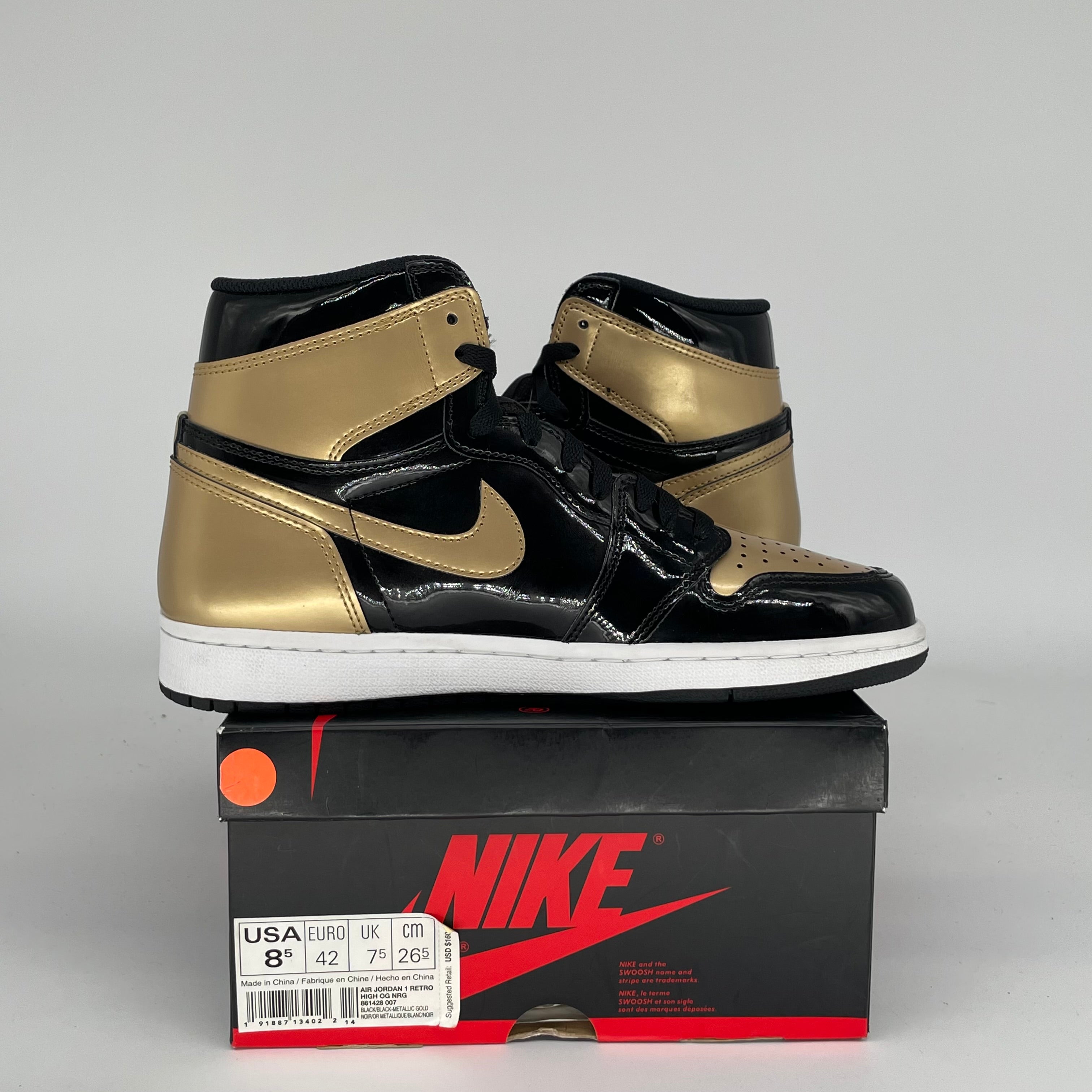 AIR JORDAN 1 PATENT GOLD TOE MEN'S BASKETBALL SHOES SIZE 8.5 (861428-007) - Perfect for Streetwear, Sneaker Collecting & Casual Fashion