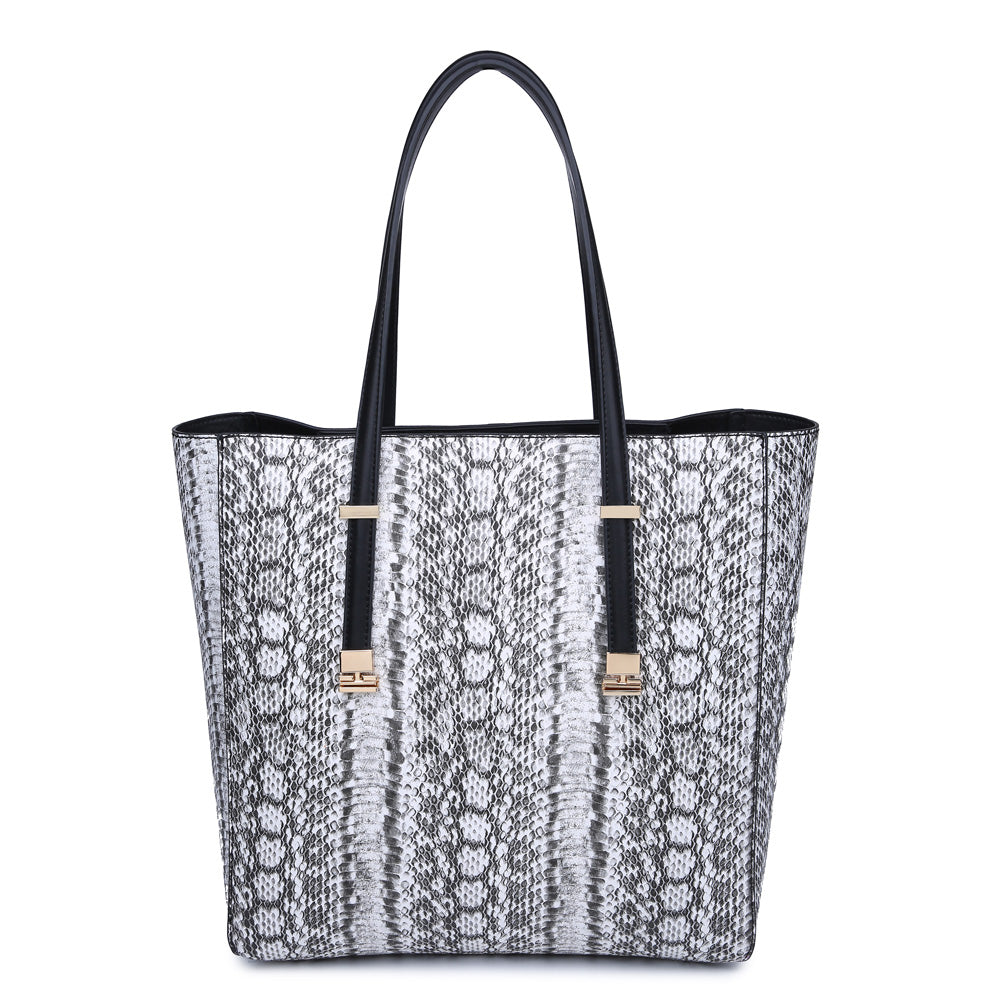 Claudia 1 - Premium Women's Fashion Apparel for Everyday Wear | Perfect for Office, Dating & Casual Outfits