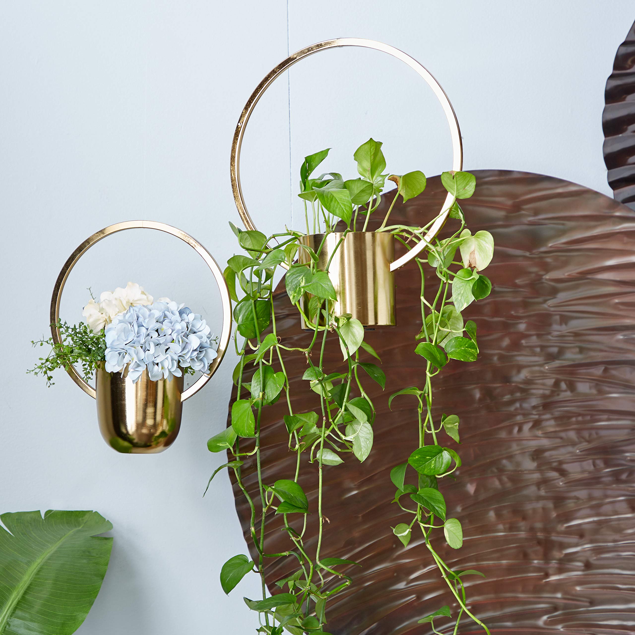 CosmoLiving by Cosmopolitan Metal Geometric Indoor/Outdoor Wall Planter Set of 2 - 14