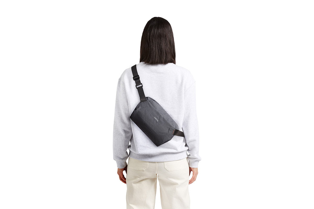 Bellroy Lite Sling Mini - Compact Crossbody Bag for Men & Women | Water-Resistant Travel & Everyday Essentials Carrier | Perfect for Hiking, Commuting & Urban Adventures