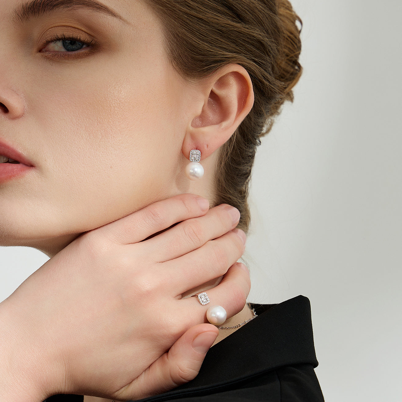 18K Gold Edison Pearl Ring KR00089 - Elegant Pearl Jewelry for Women, Perfect for Weddings, Anniversaries & Special Occasions
