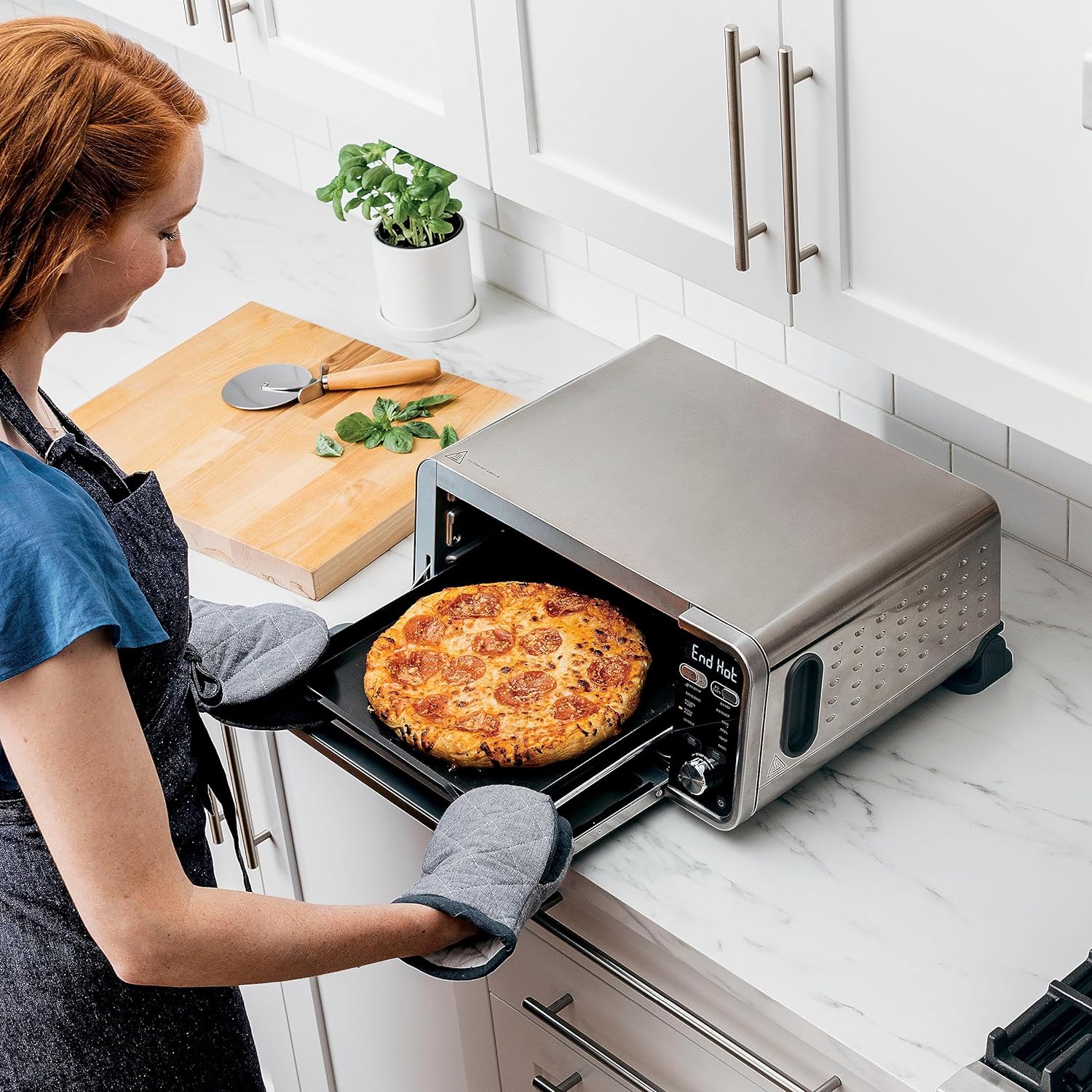 Ninja FT205CO Digital Air Fryer Toaster Oven 10-in-1 Countertop Oven with XL Capacity - Air Fry, Bake, Broil, Roast, Toast - Includes Air Fry Basket, Sheet Pan, Wire Rack & Crumb Tray - Perfect for Small Kitchens, Dorms & RV Cooking (Silver)