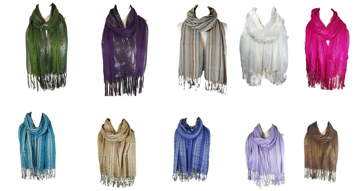 Stylish Unisex Striped Scarf for Men & Women - Celebrity Fashion Accessory - Perfect for Winter, Fall & Gift Giving