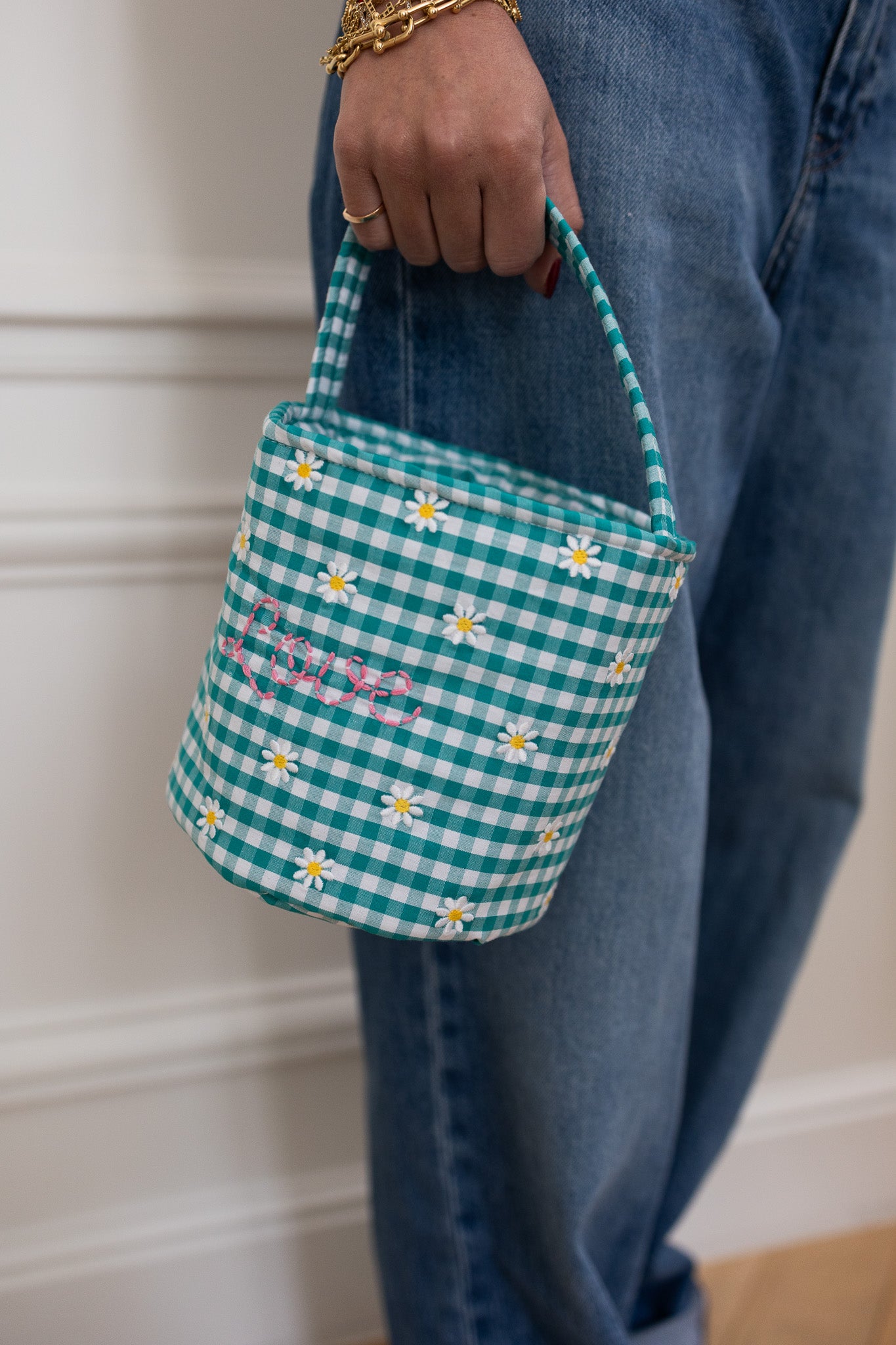 Stylish and Durable Bucket Bag for Women & Kids - Perfect for School, Travel, and Everyday Use