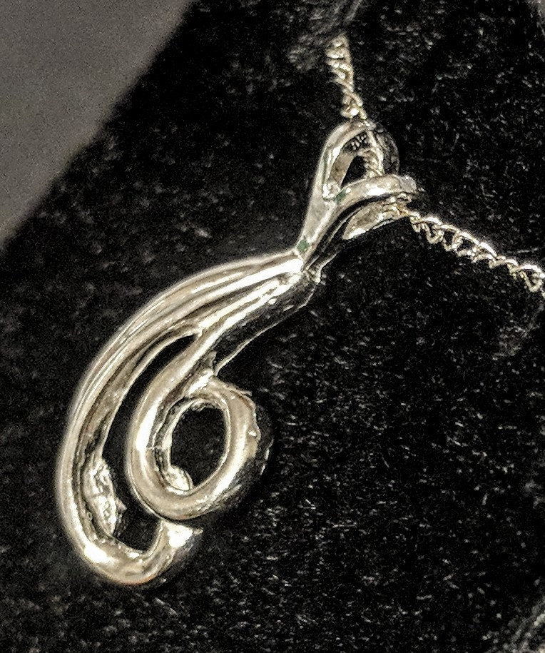 Free Form Pendant with 18