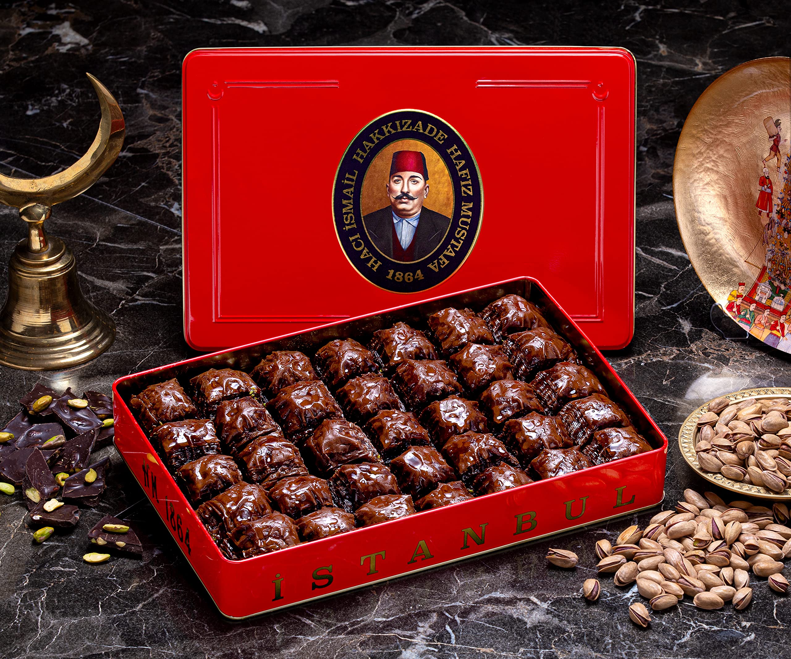 Premium Hafiz Mustafa 1864 Istanbul Baklava Pastry Gift Box - Authentic Turkish Baklava Dessert with Fresh Phyllo Dough, Pistachios, Hazelnuts & Walnuts - Perfect for Birthdays, Christmas Gifts, Dinner Parties & Holiday Celebrations