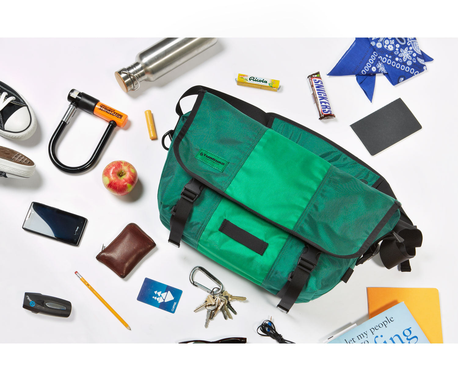Timbuk2 Classic Messenger Bag - Durable Waterproof Laptop Bag for Men & Women - Perfect for Commuting, Work, School & Travel