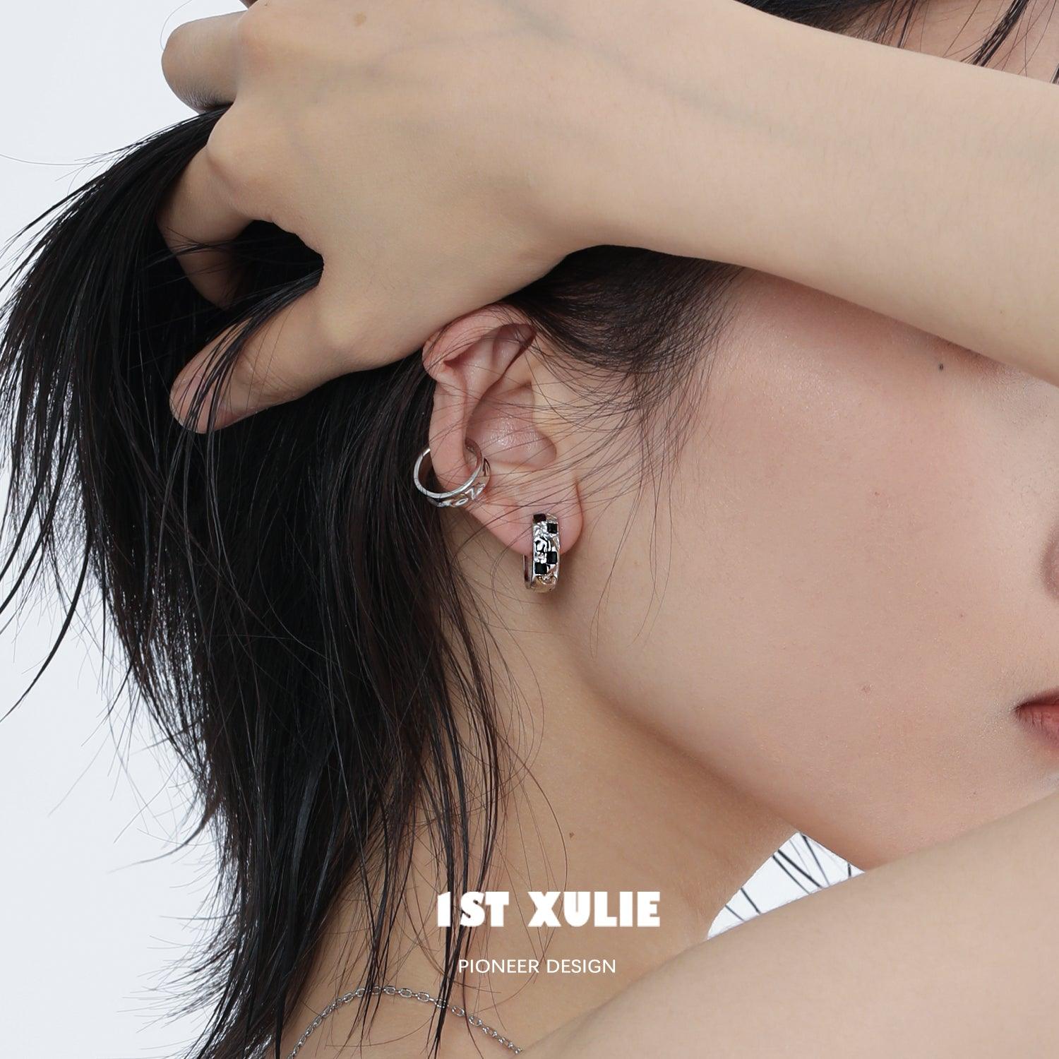 Checkerboard S925 Sterling Silver Earrings for Women - Elegant Geometric Stud Earrings for Daily Wear, Parties & Gifts